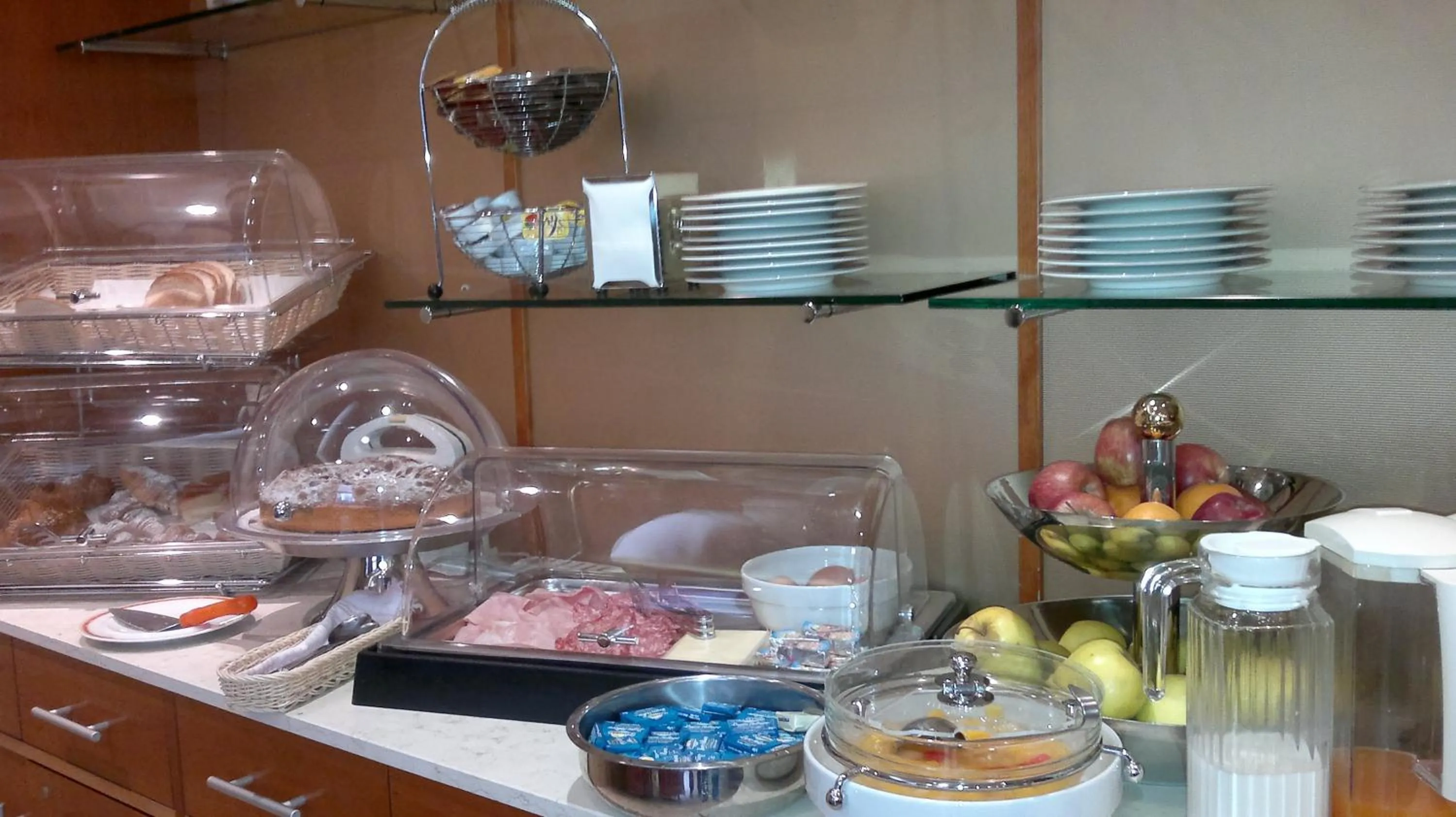 Food and drinks in Hotel Riviera