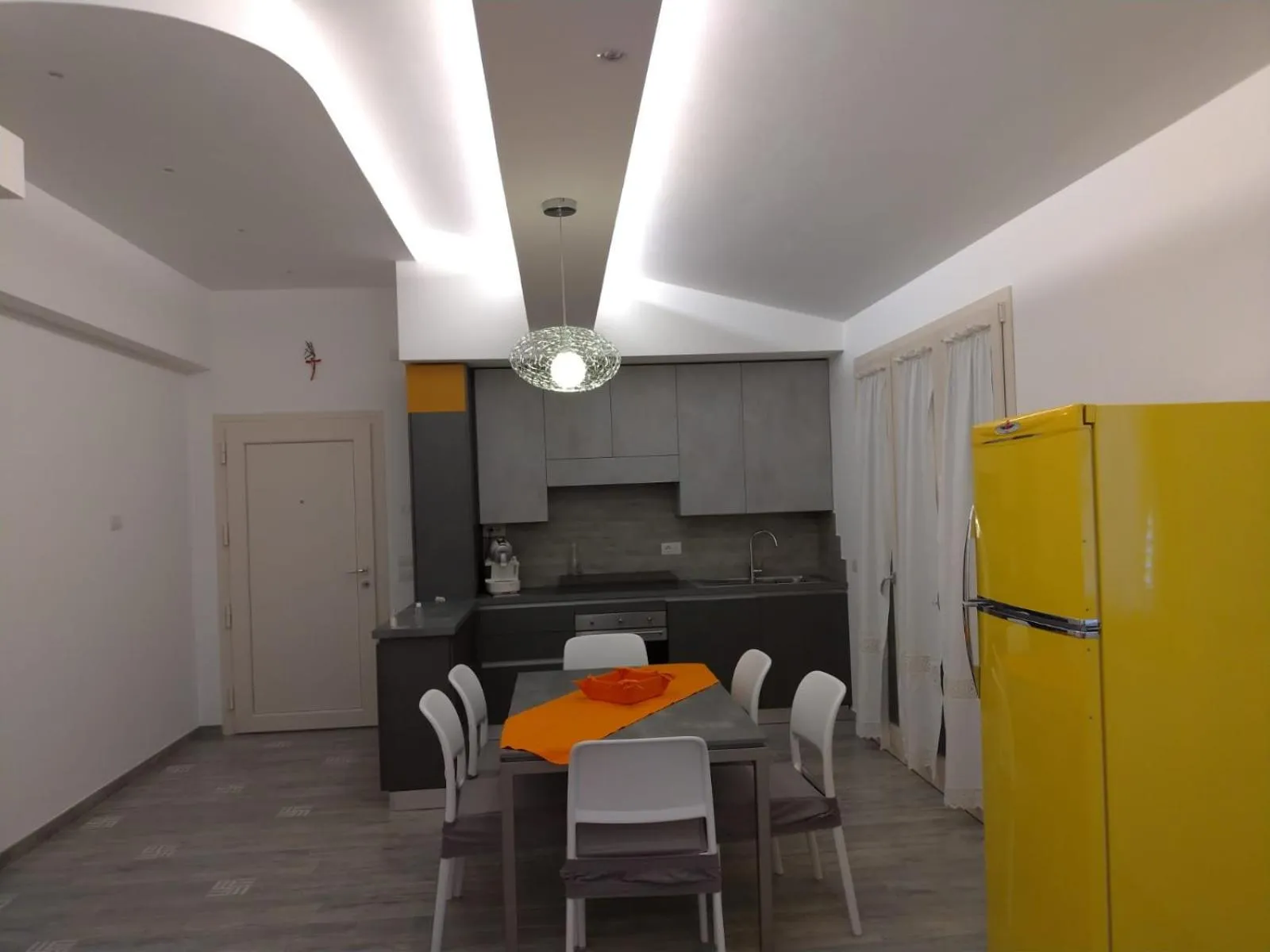 Dining area in B&B Hibiscus