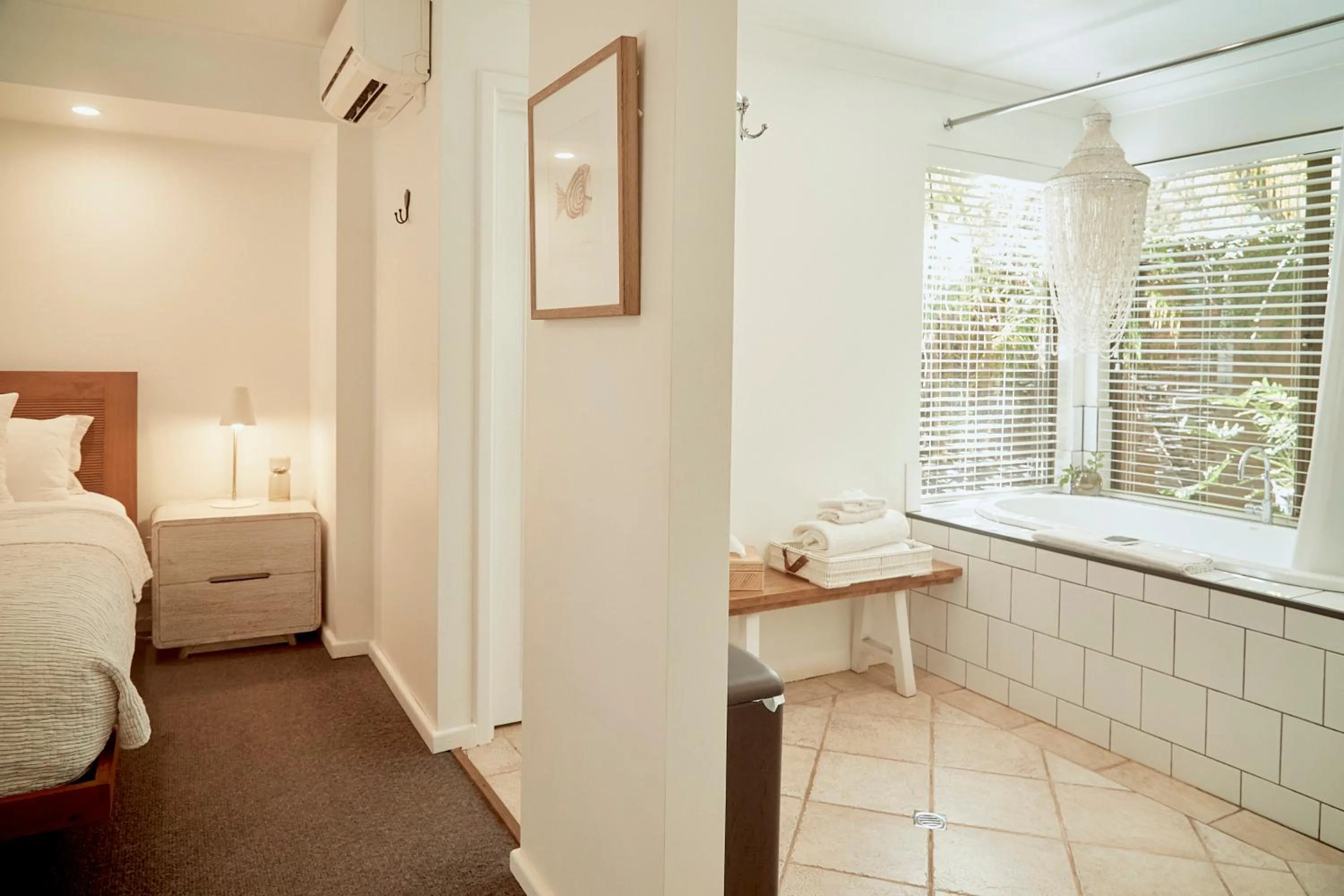 Bathroom, Bed in Empire Spa Retreat