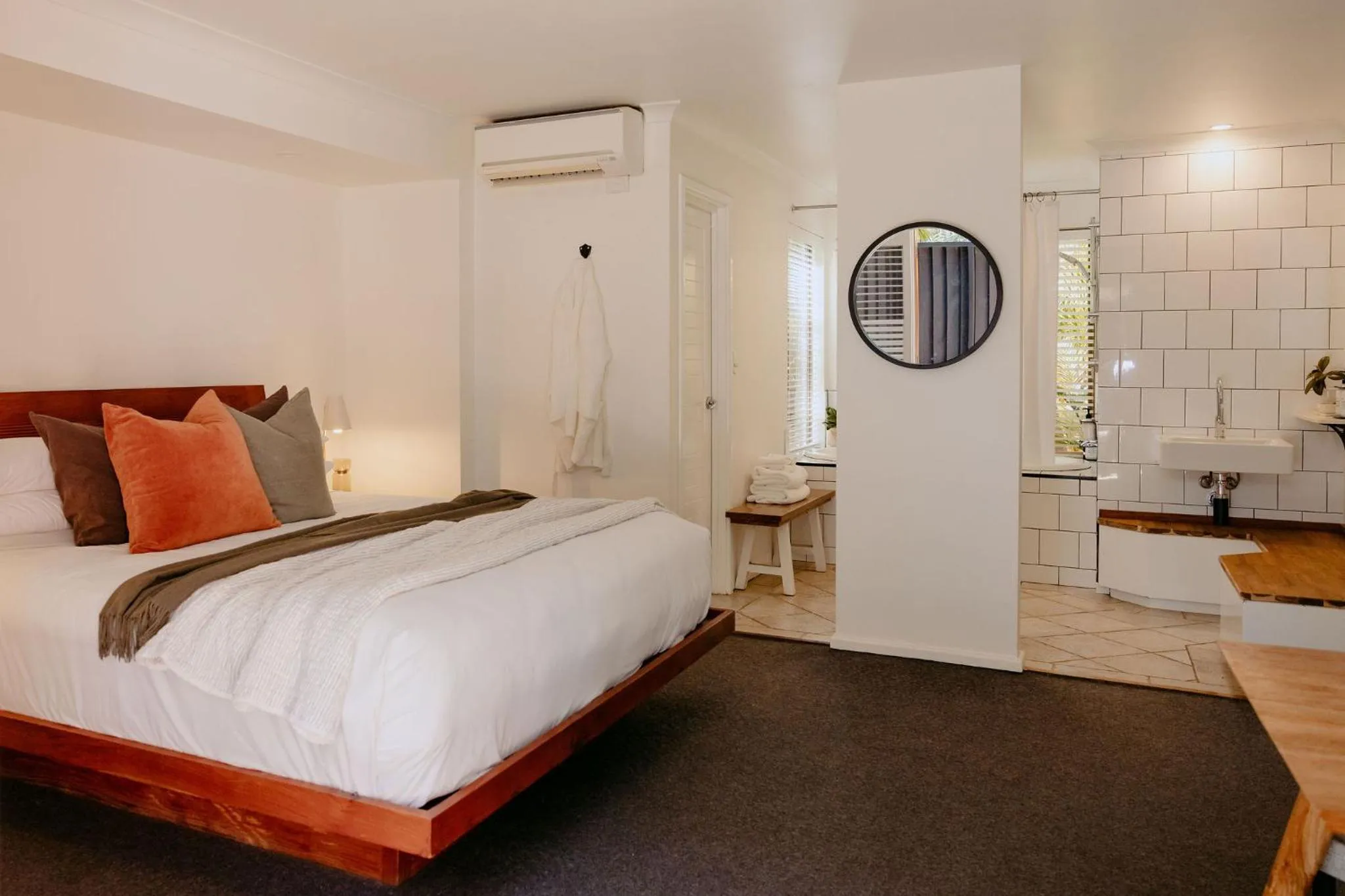 Photo of the whole room, Bed in Yala Yallingup Retreat & Spa