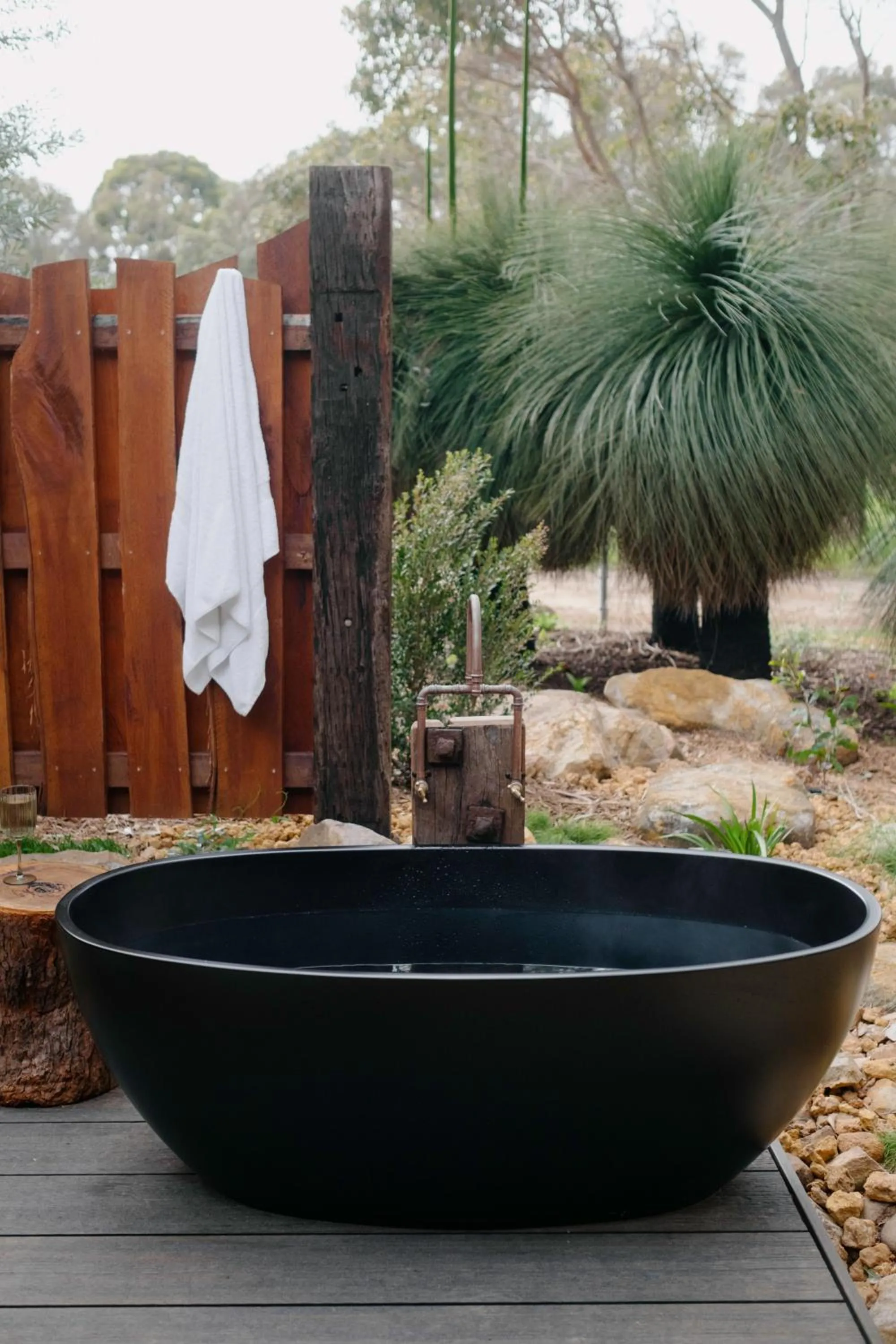 Open Air Bath in Empire Spa Retreat
