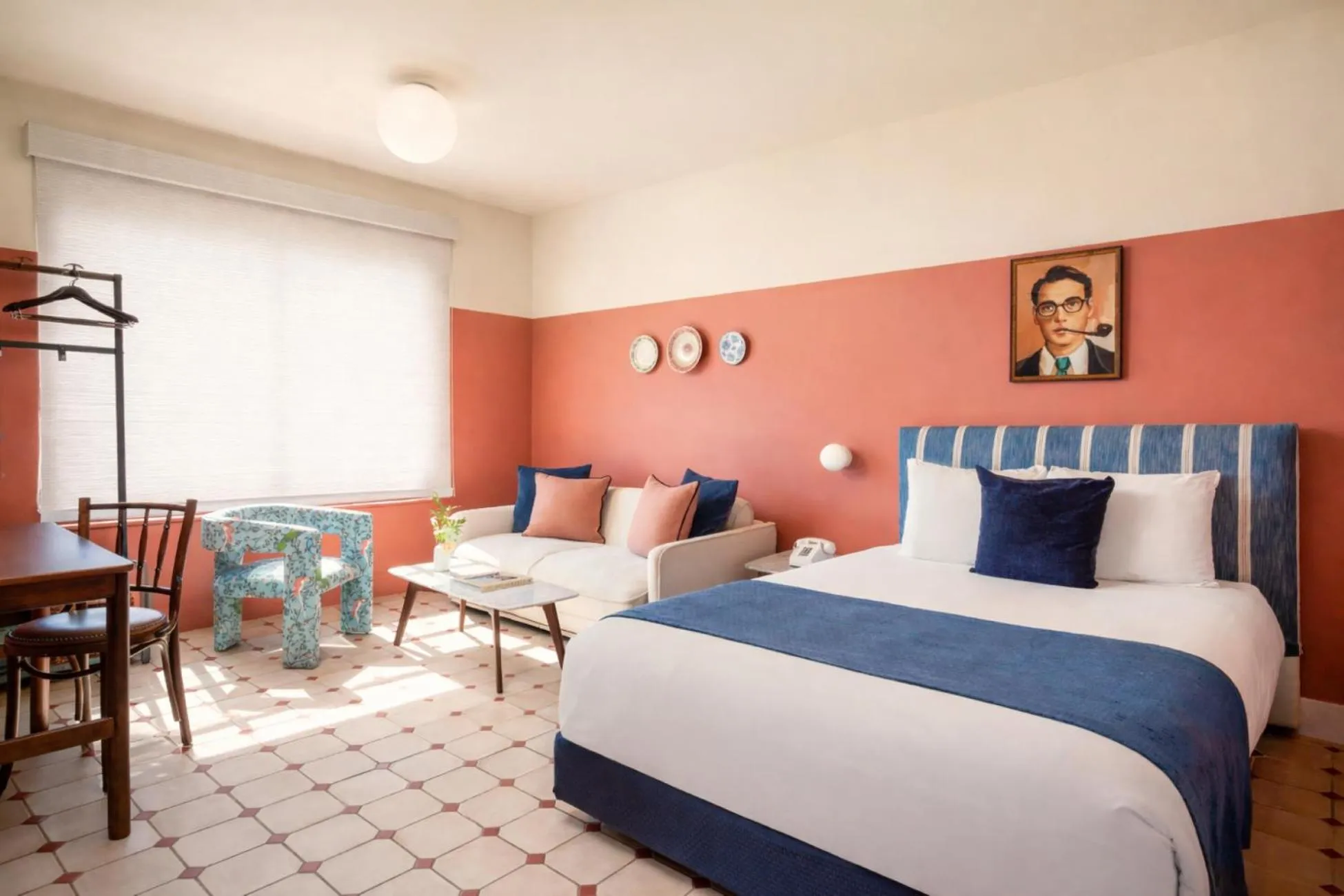 View (from property/room), Bed in Hotel Trouvail Miami Beach