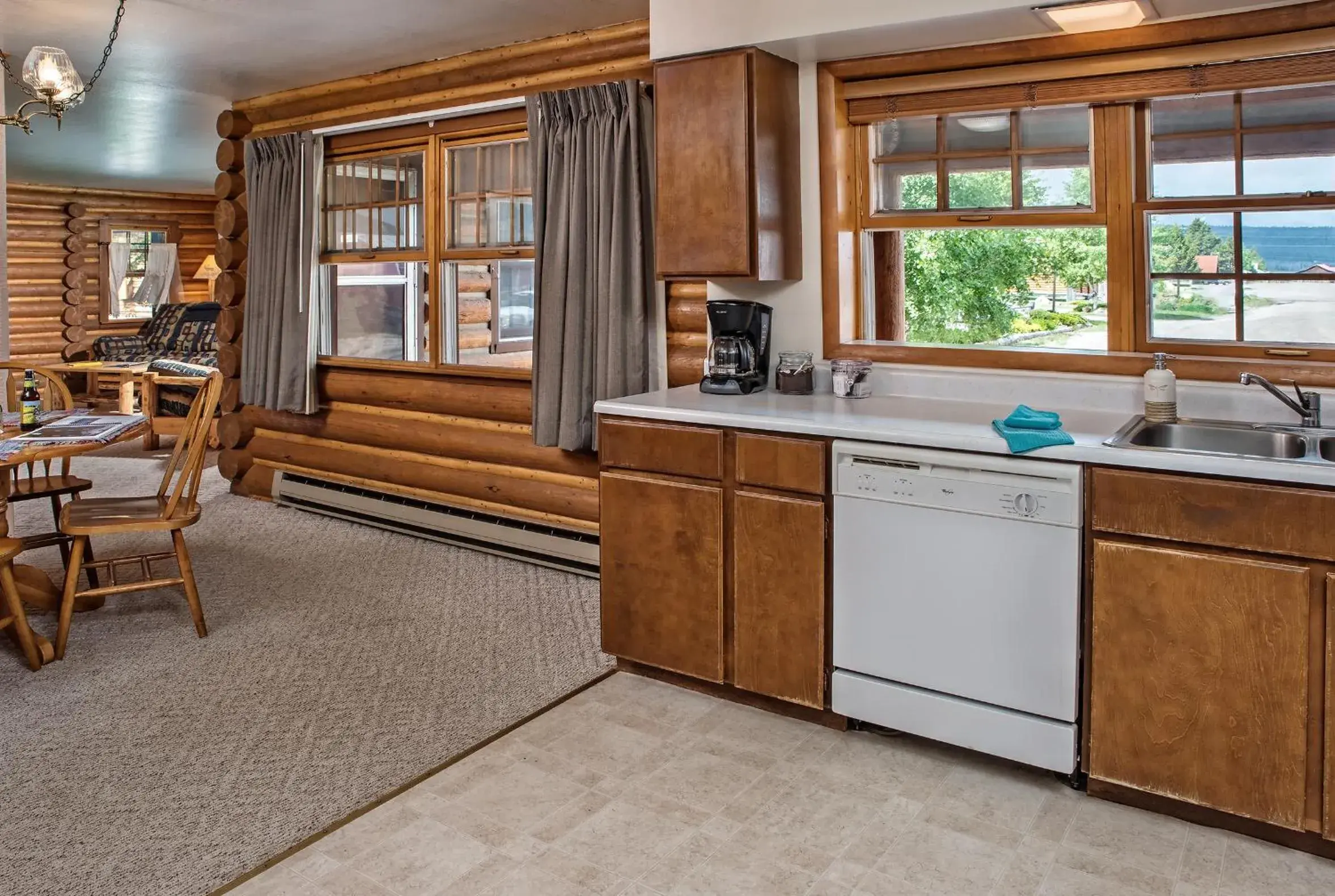 Deluxe Family Suite in Stanley High Country Inn Deluxe Family Suite in Stanley High Country Inn