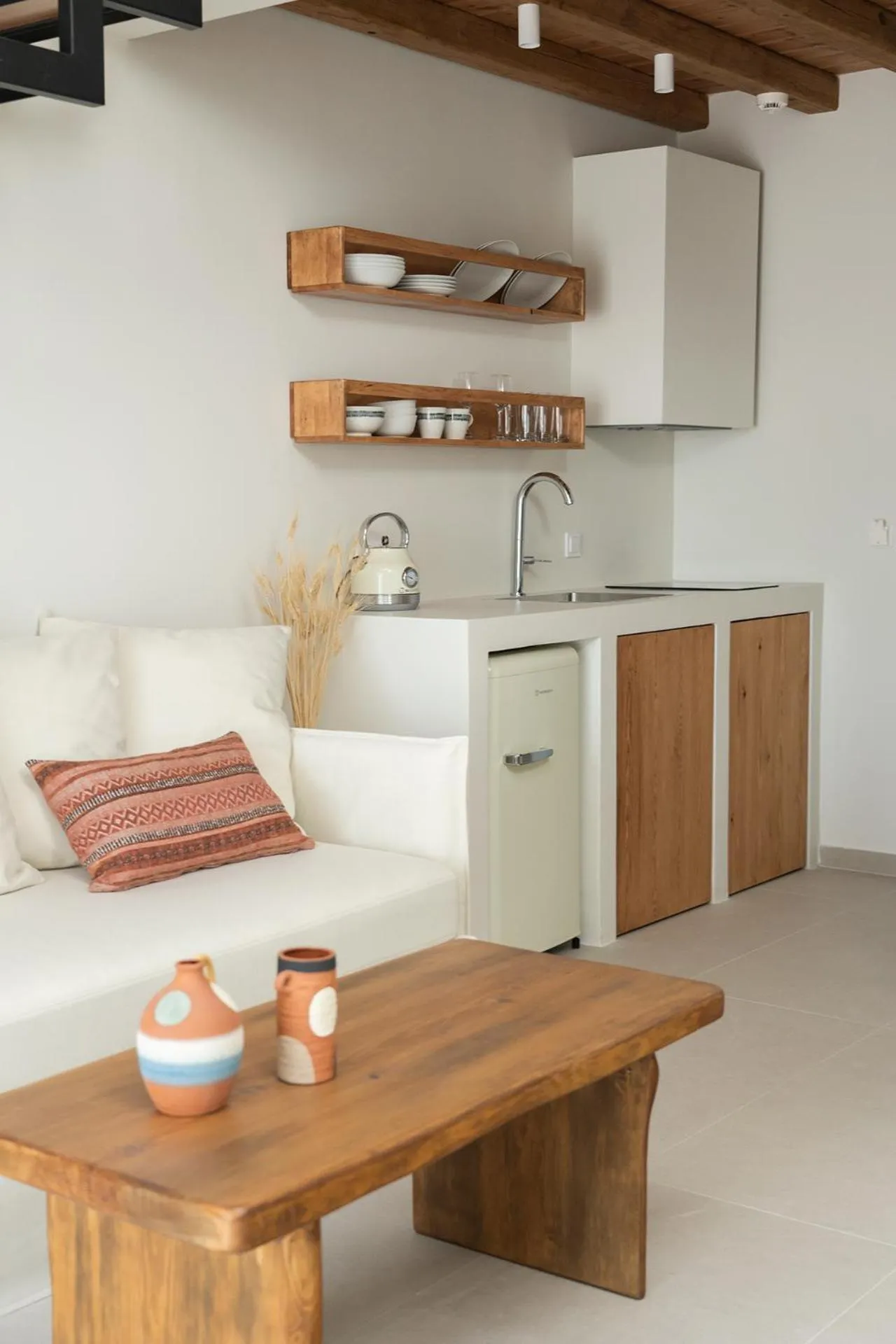 Kitchen or kitchenette in Triantafilia Guesthouse