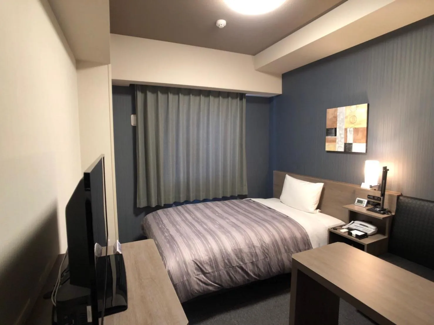 Photo of the whole room, Bed in Hotel Route-Inn Masuda