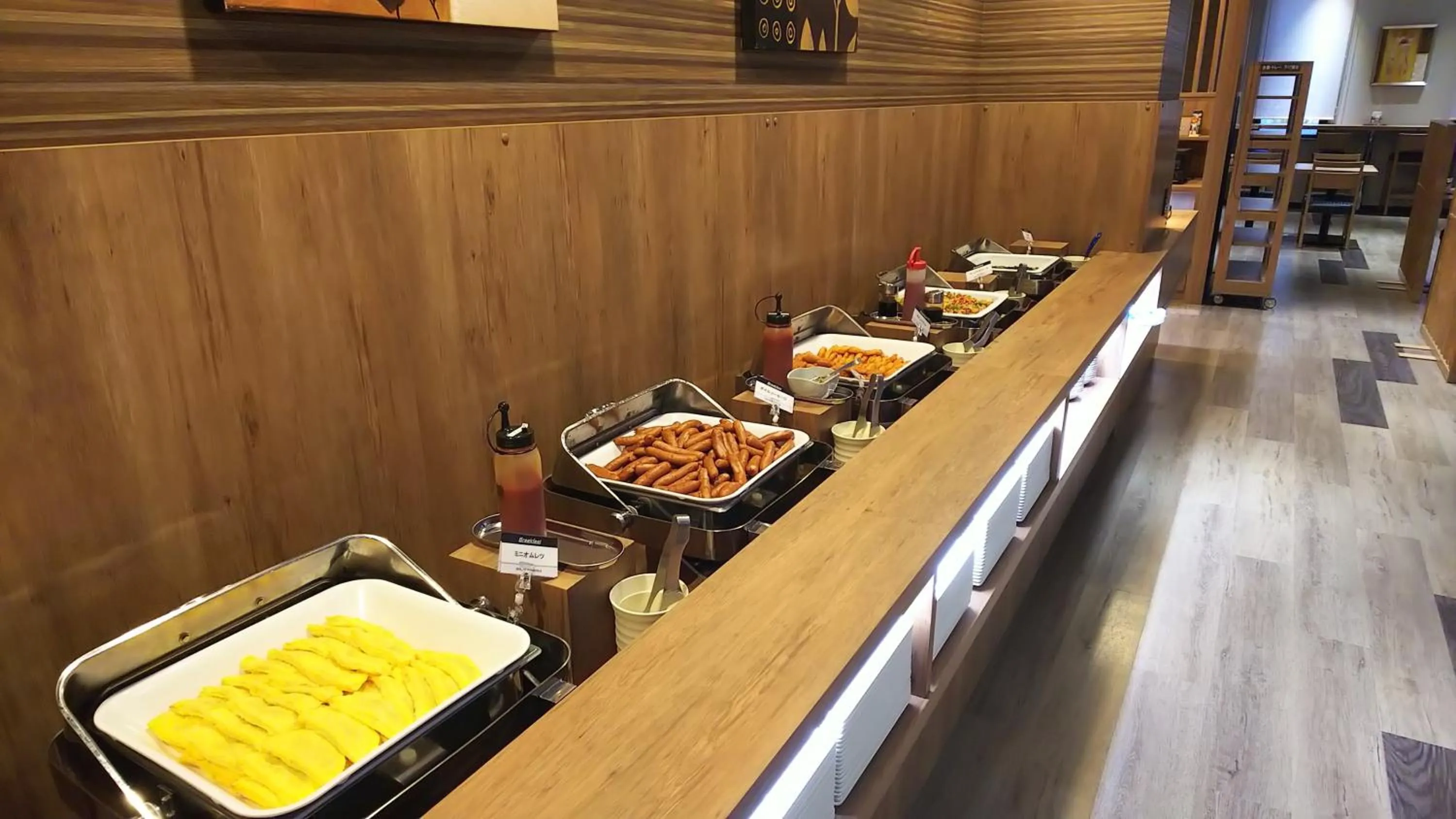 Restaurant/places to eat in Hotel Route-Inn Masuda