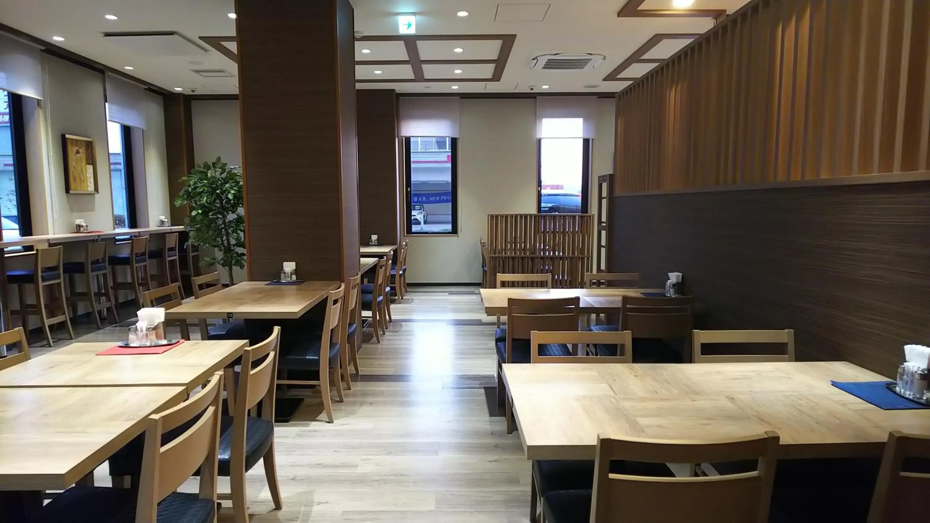Restaurant/places to eat in Hotel Route-Inn Masuda
