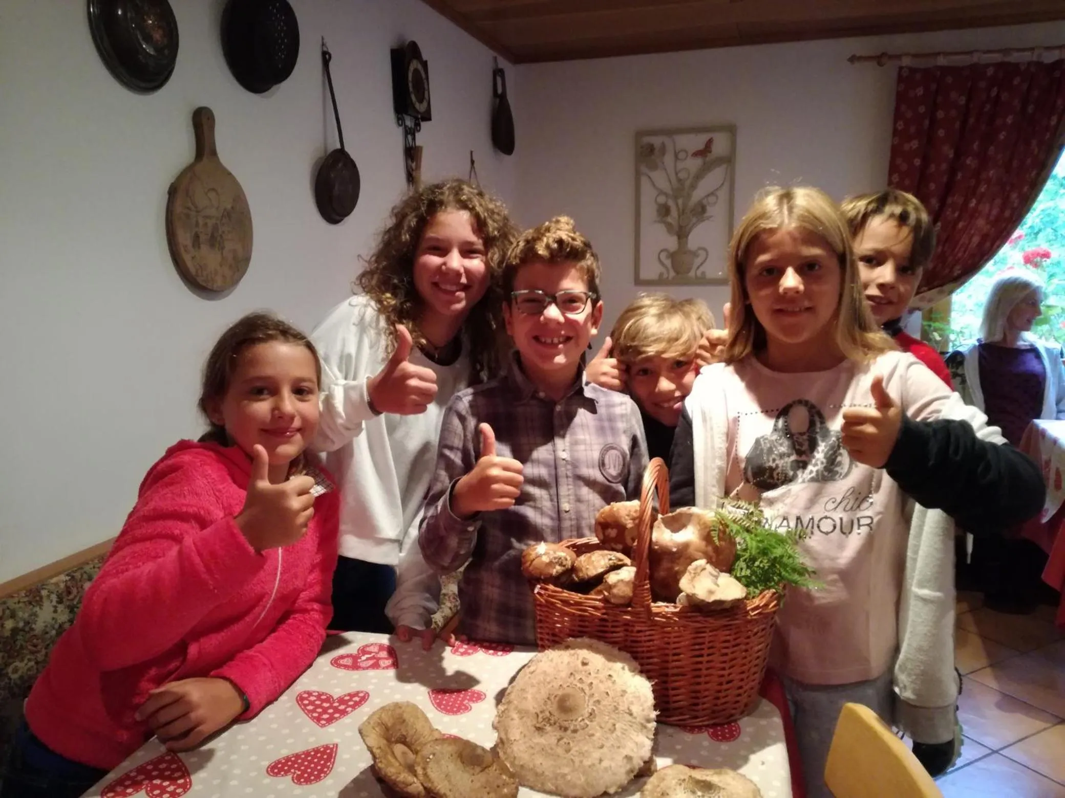 Food in Garni Biancaneve Ruffrè-Mendola