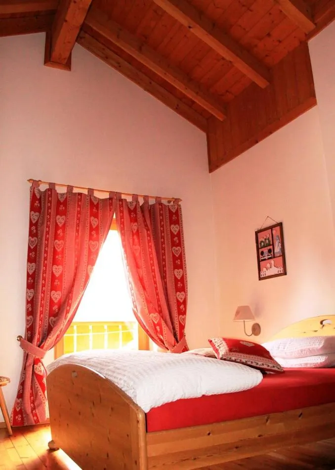 Bed in Garni Biancaneve Ruffrè-Mendola