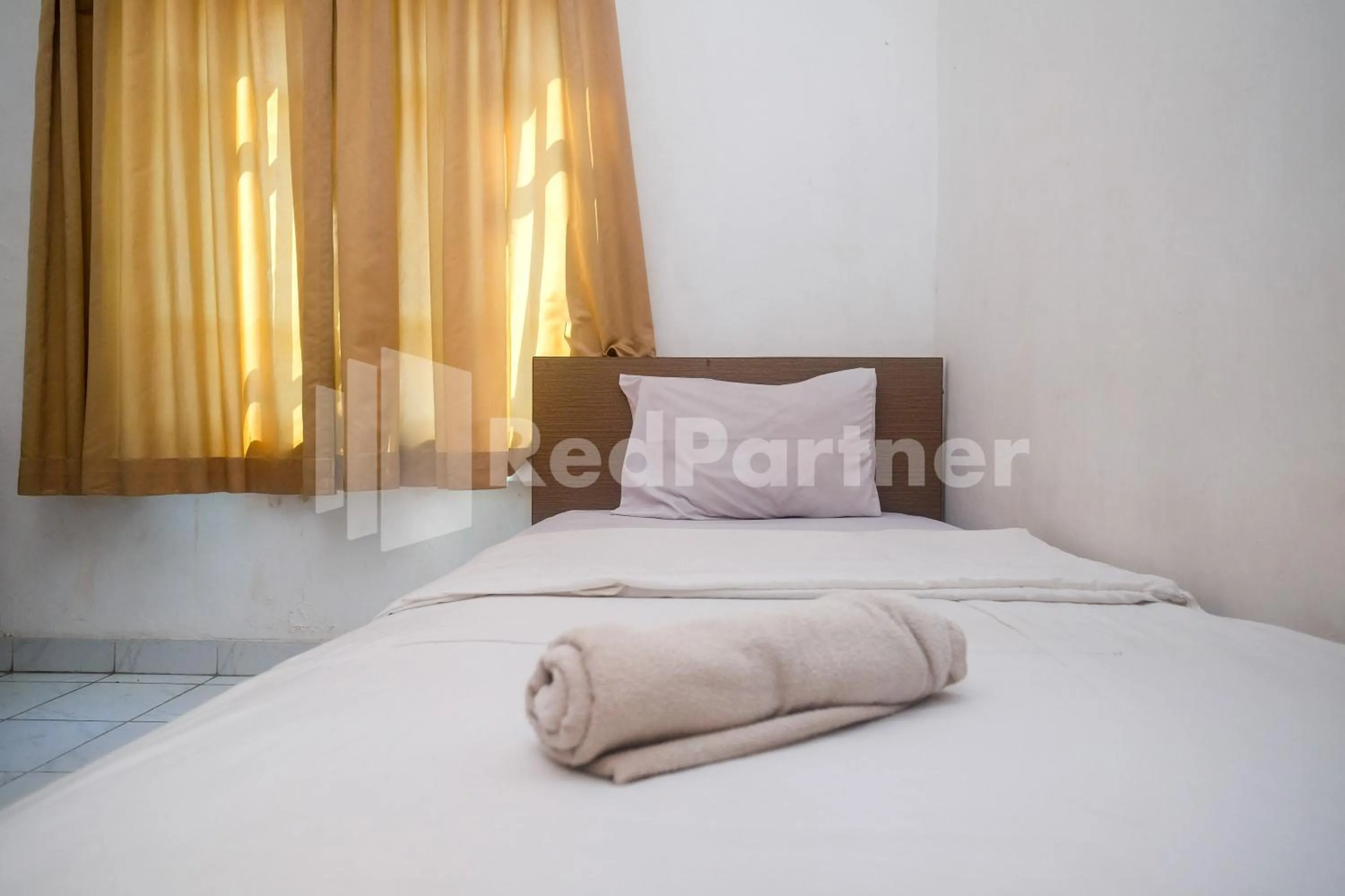 Bedroom, Bed in Griya Jasmine Syariah Seturan RedPartner