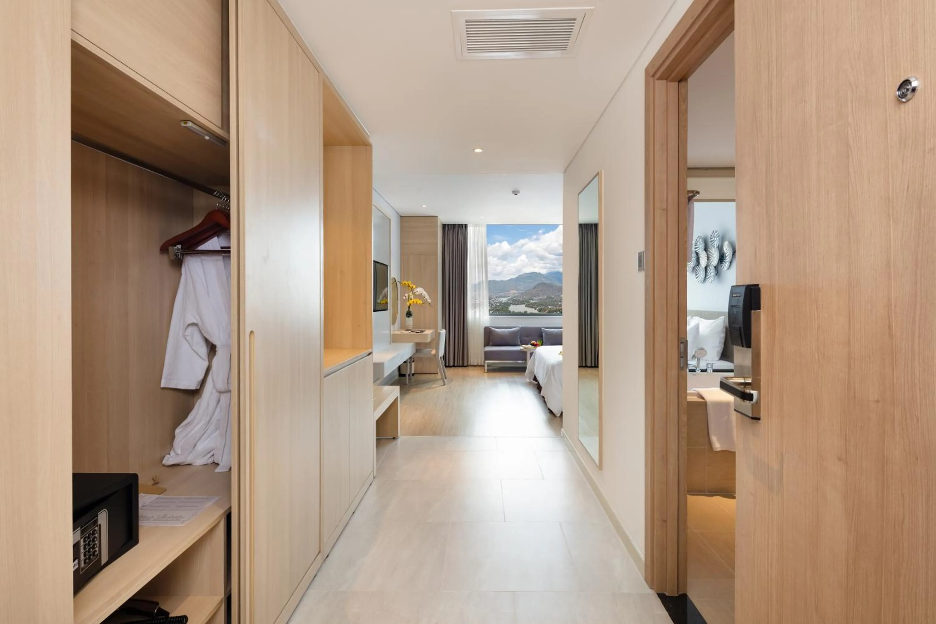 hair dresser in DQua Hotel