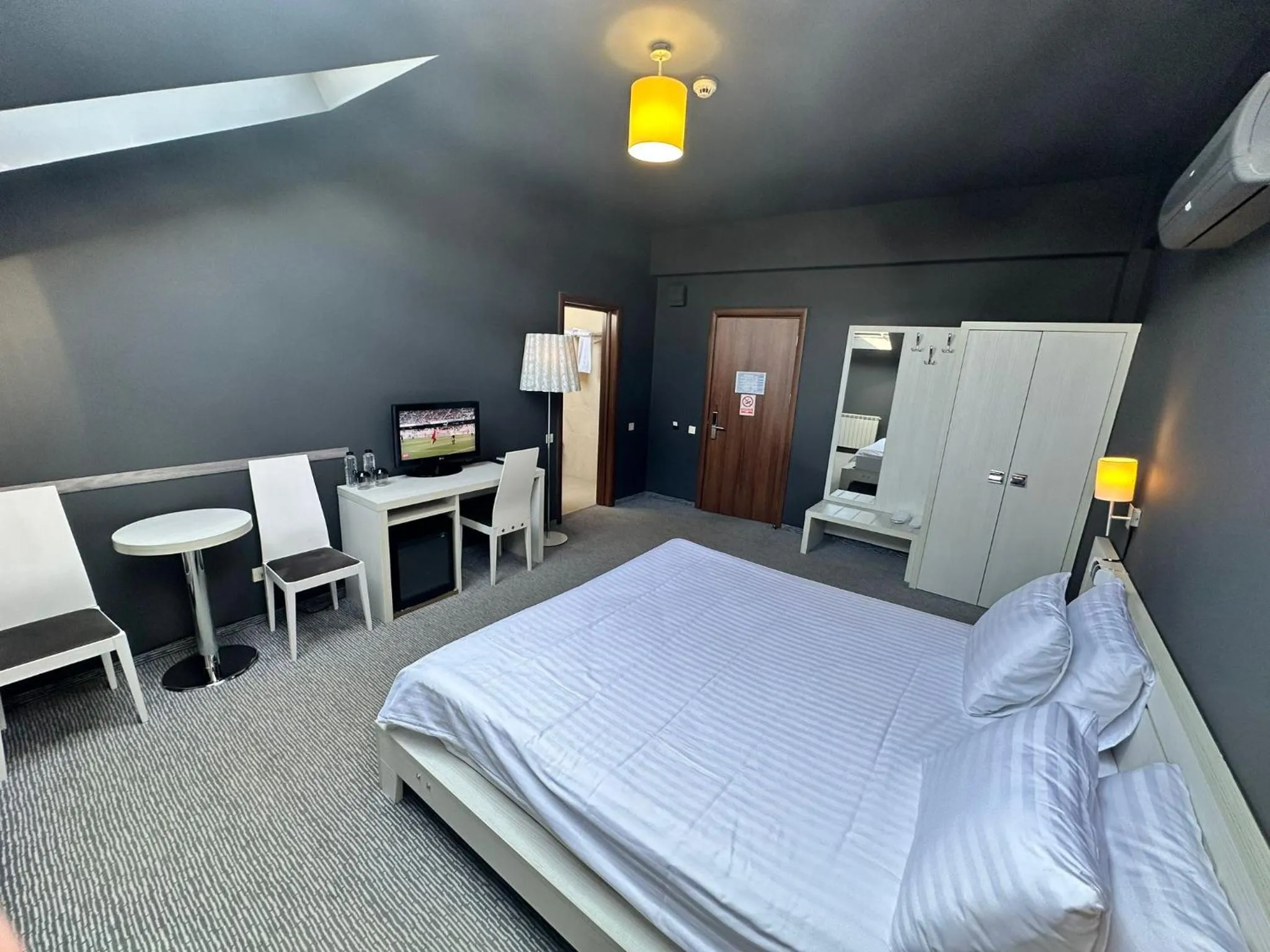 Photo of the whole room, Bed in Alex&George Boutique Hotel