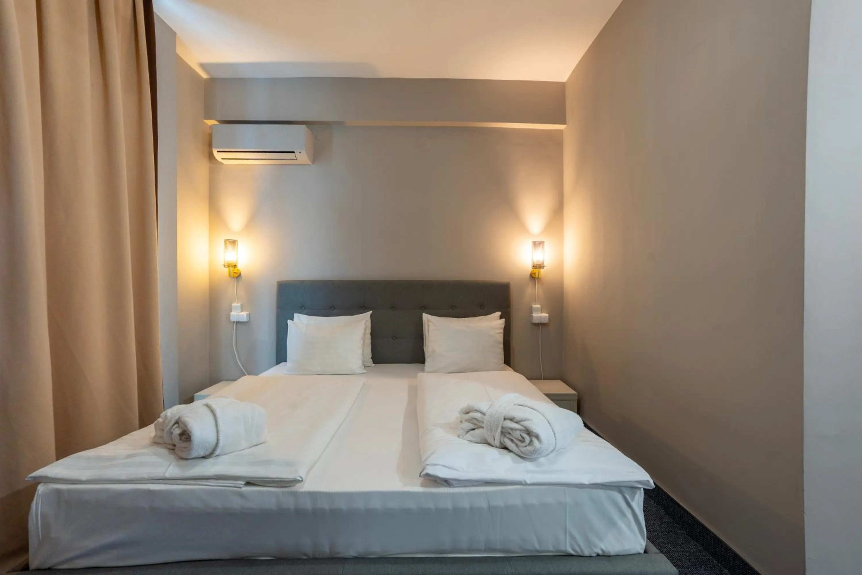 Bedroom, Bed in Alex&George Boutique Hotel