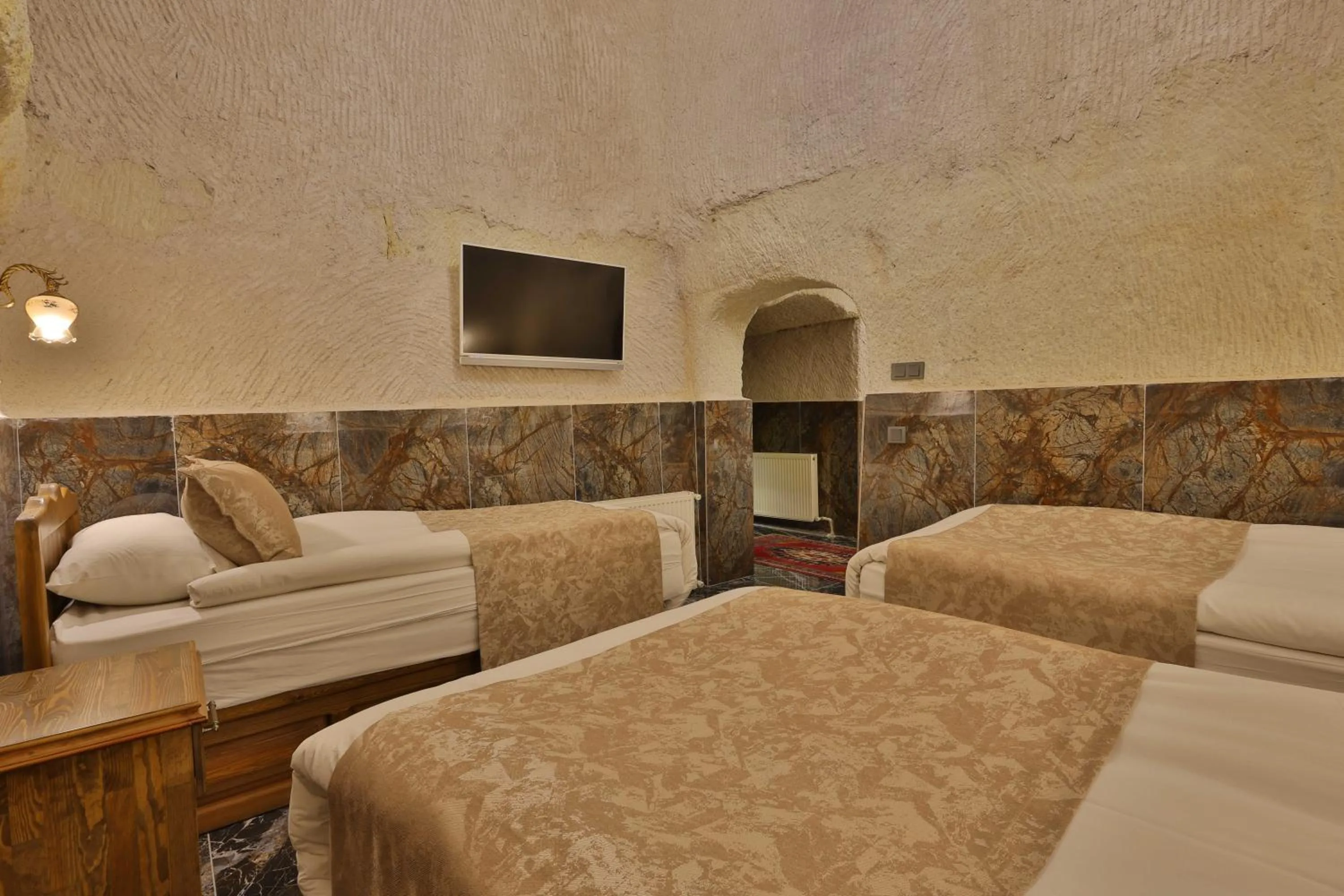TV and multimedia, Bed in Goreme Valley Cave House