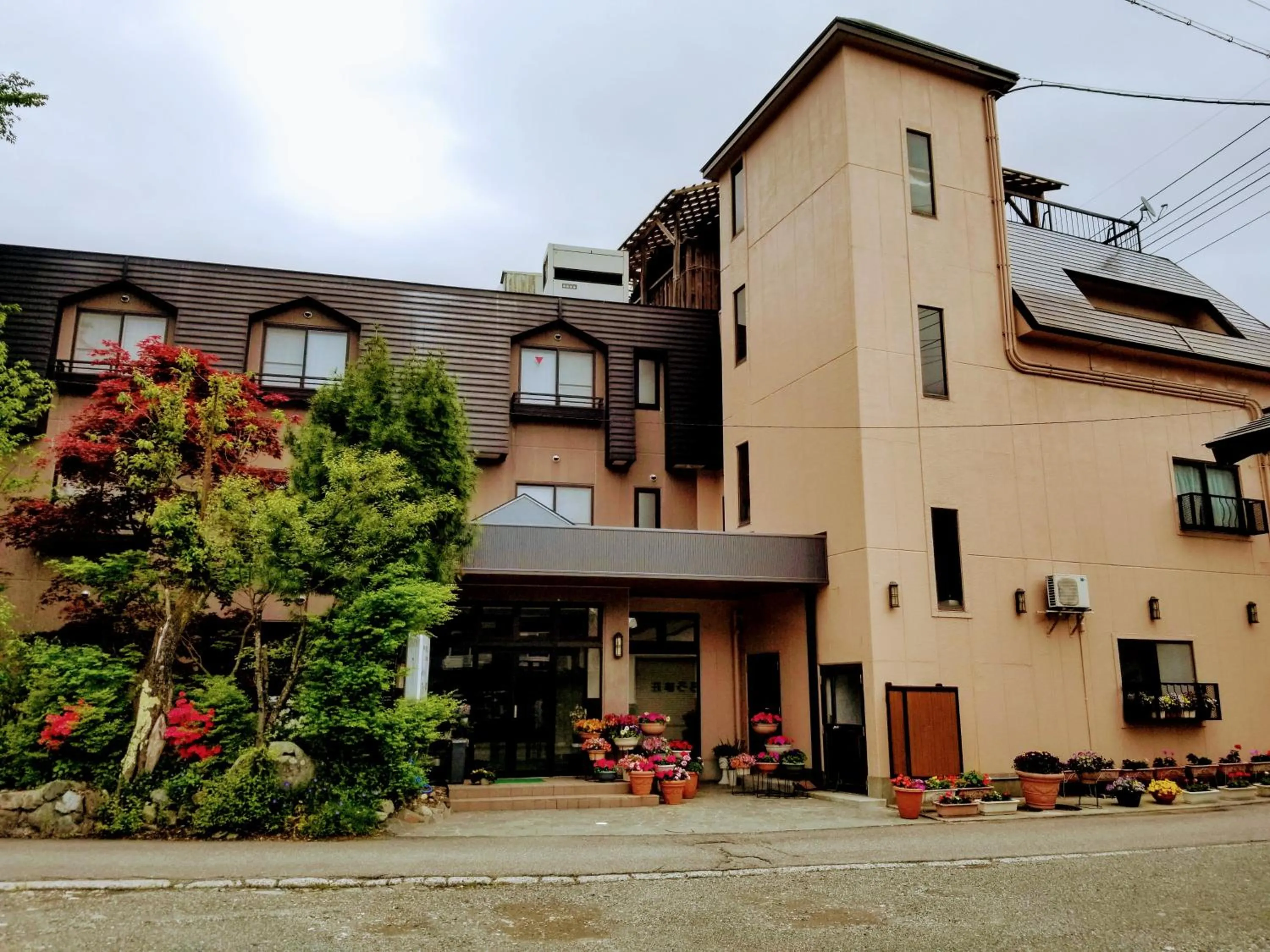 Property building in Hakuba Hotel Hana-no-Sato