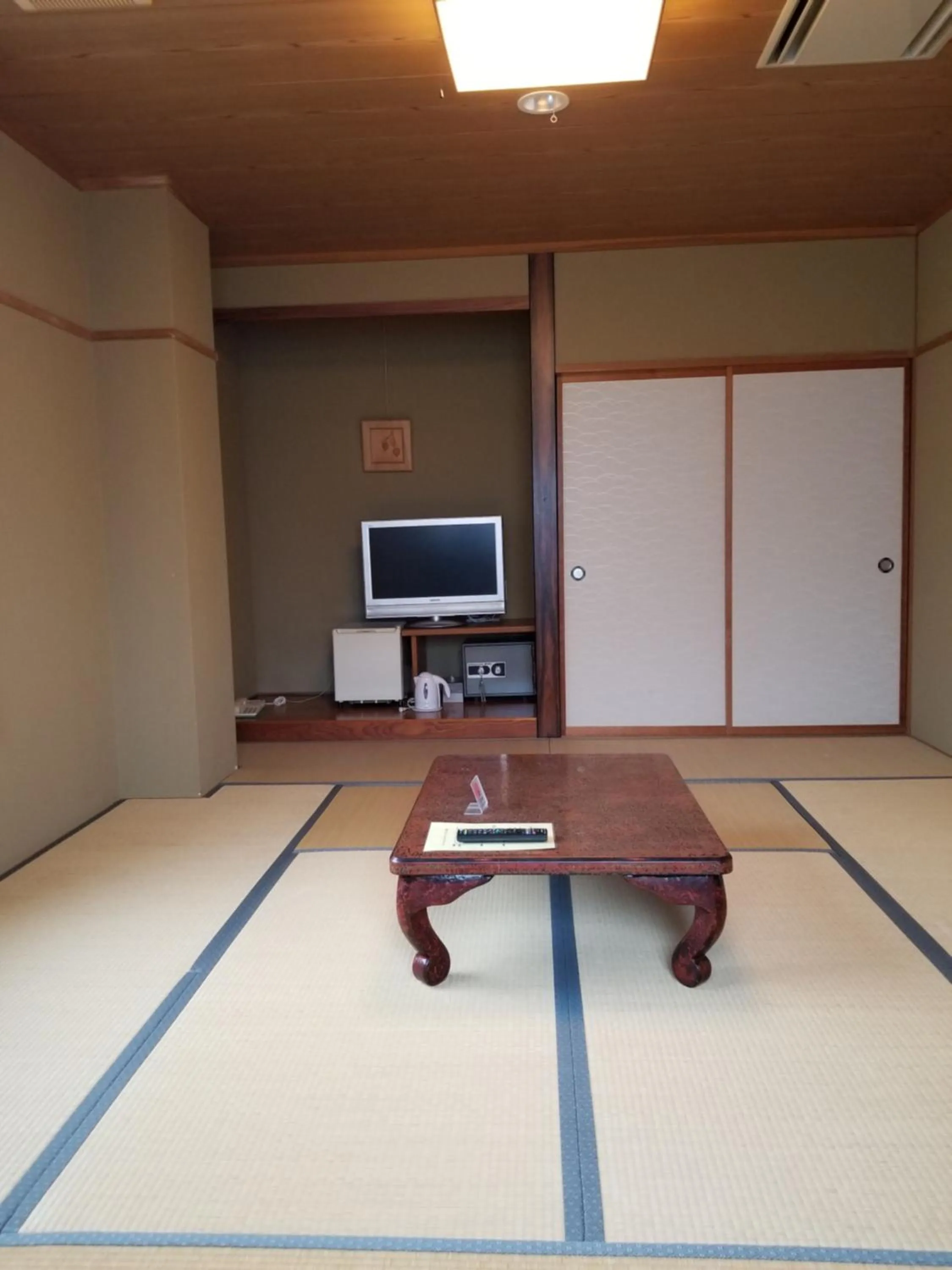 TV and multimedia in Hakuba Hotel Hana-no-Sato