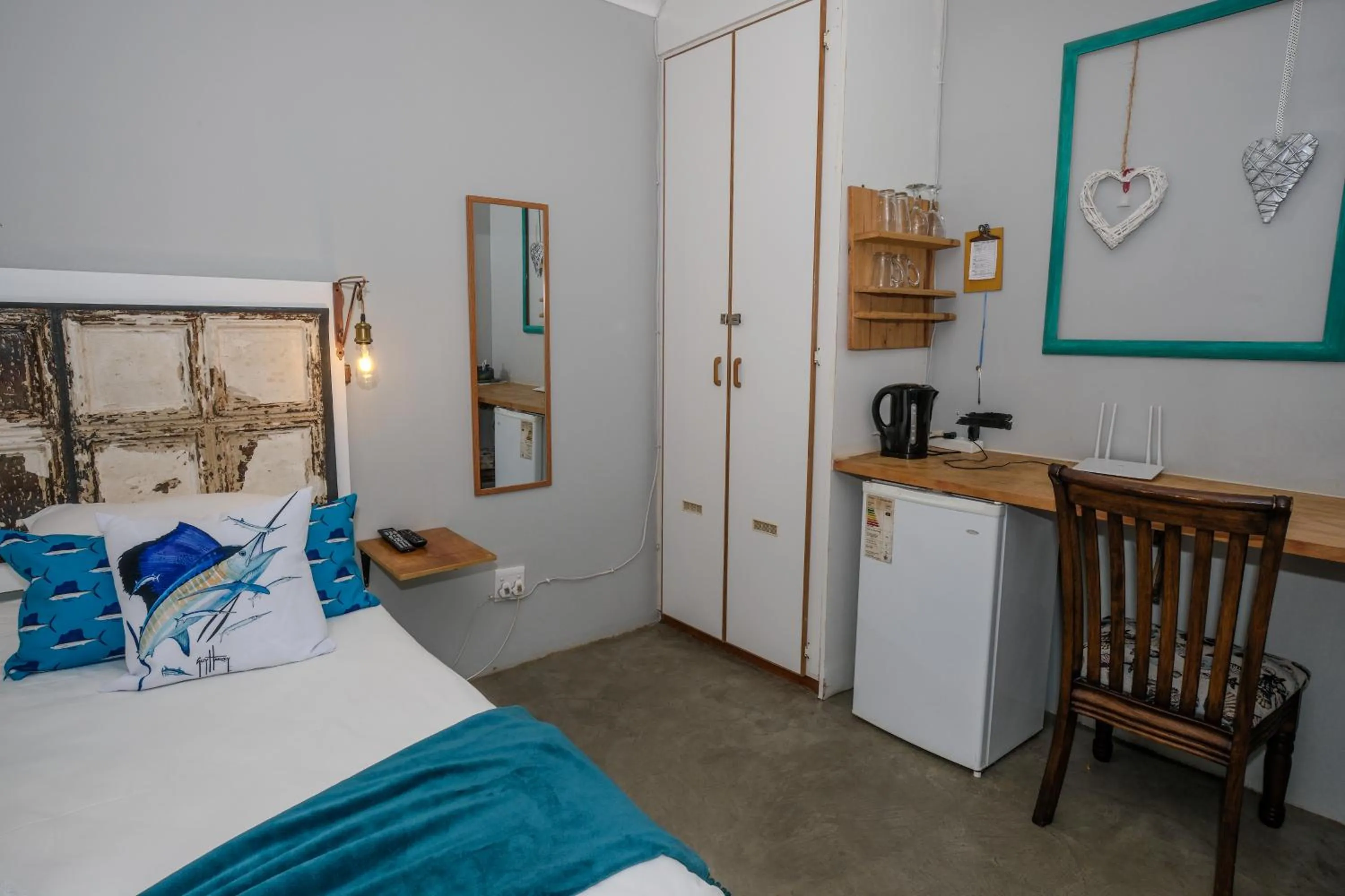 Coffee/tea facilities, Bed in Marlin Lodge St Lucia