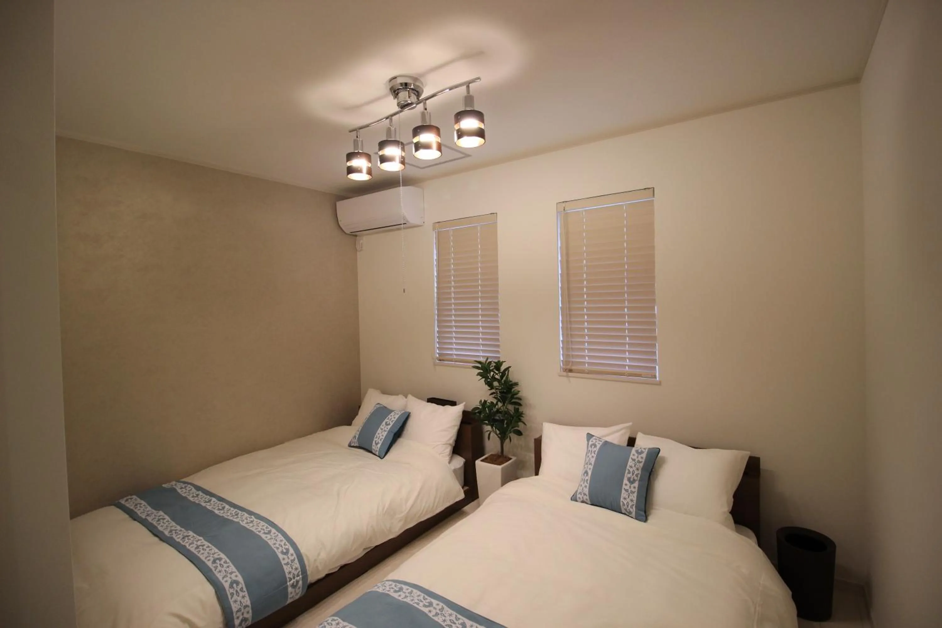 Bed in HOPE VILLA ONNASON