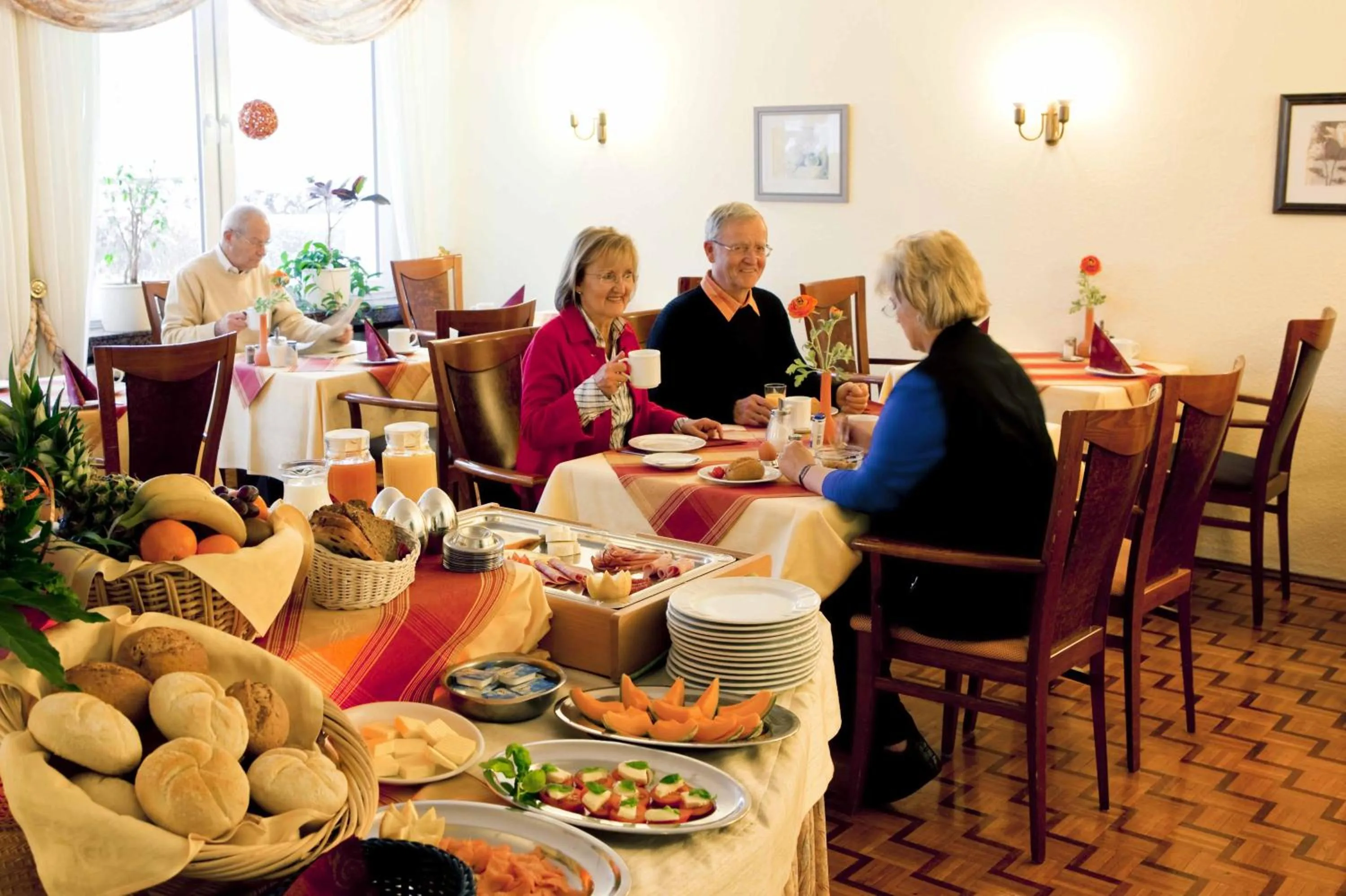 Restaurant/places to eat in Hotel Birkenstern