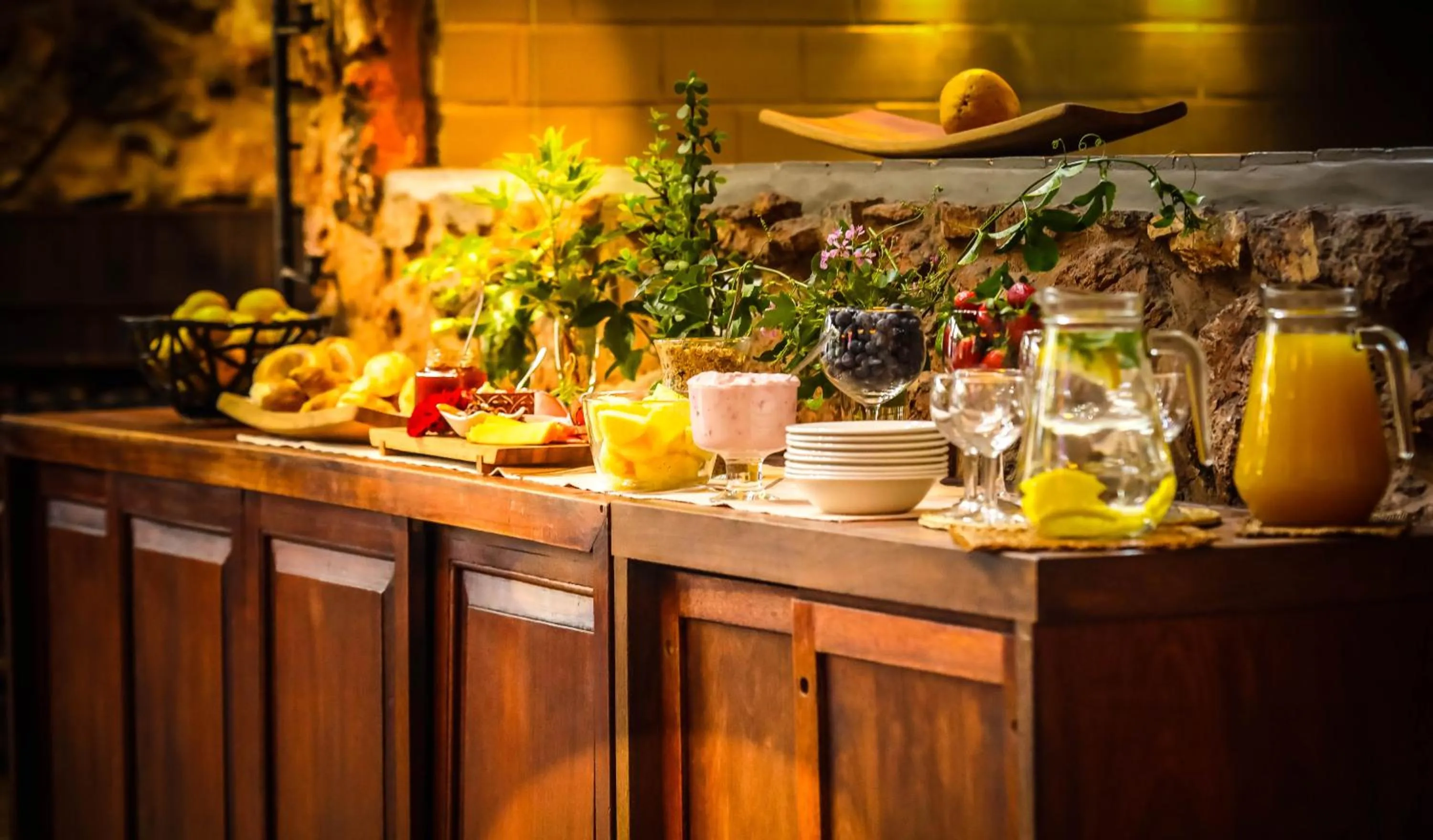 Breakfast in Bastion House