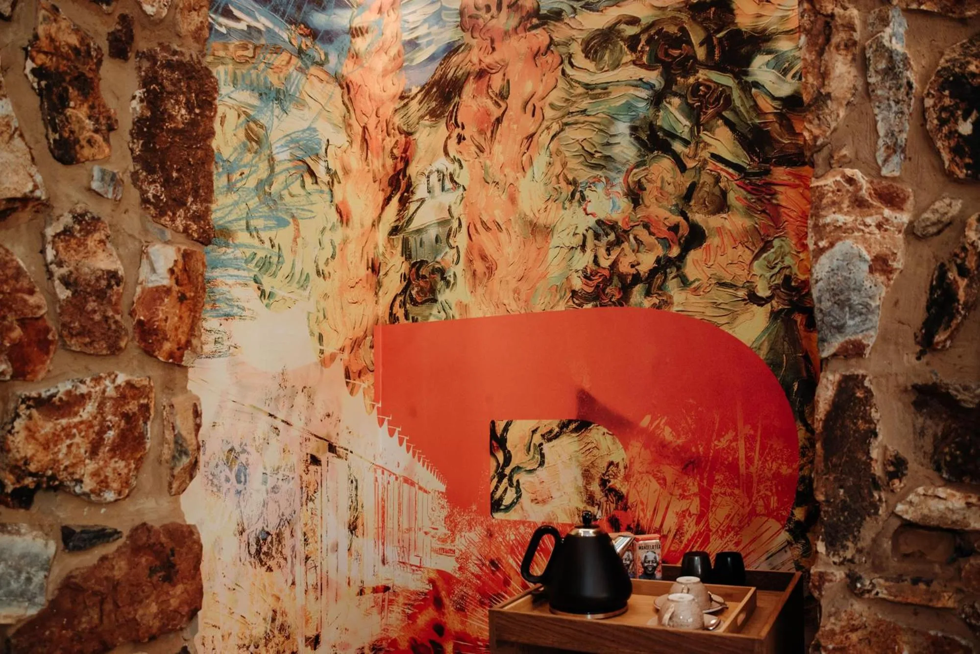 Coffee/tea facilities in Bastion House