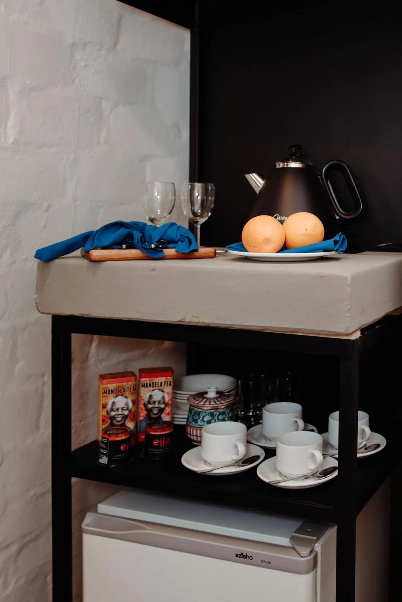 Coffee/tea facilities in Bastion House