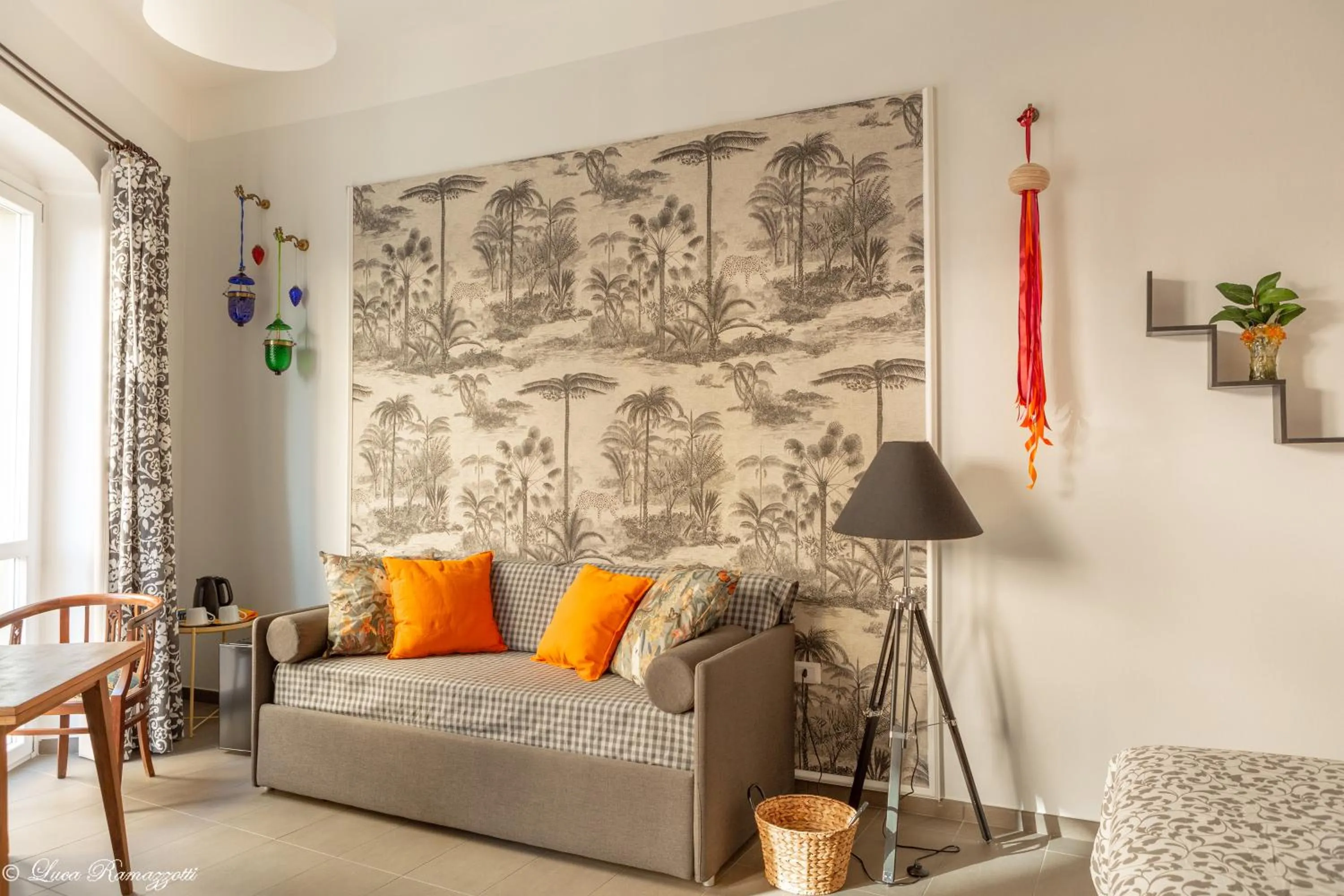 Photo of the whole room, Bed in Janna 'e Mare