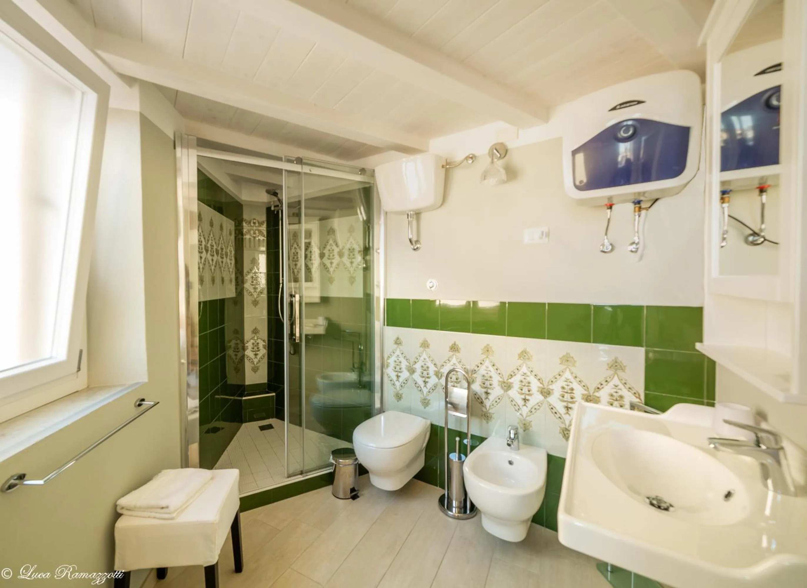 Toilet in Janna 'e Mare