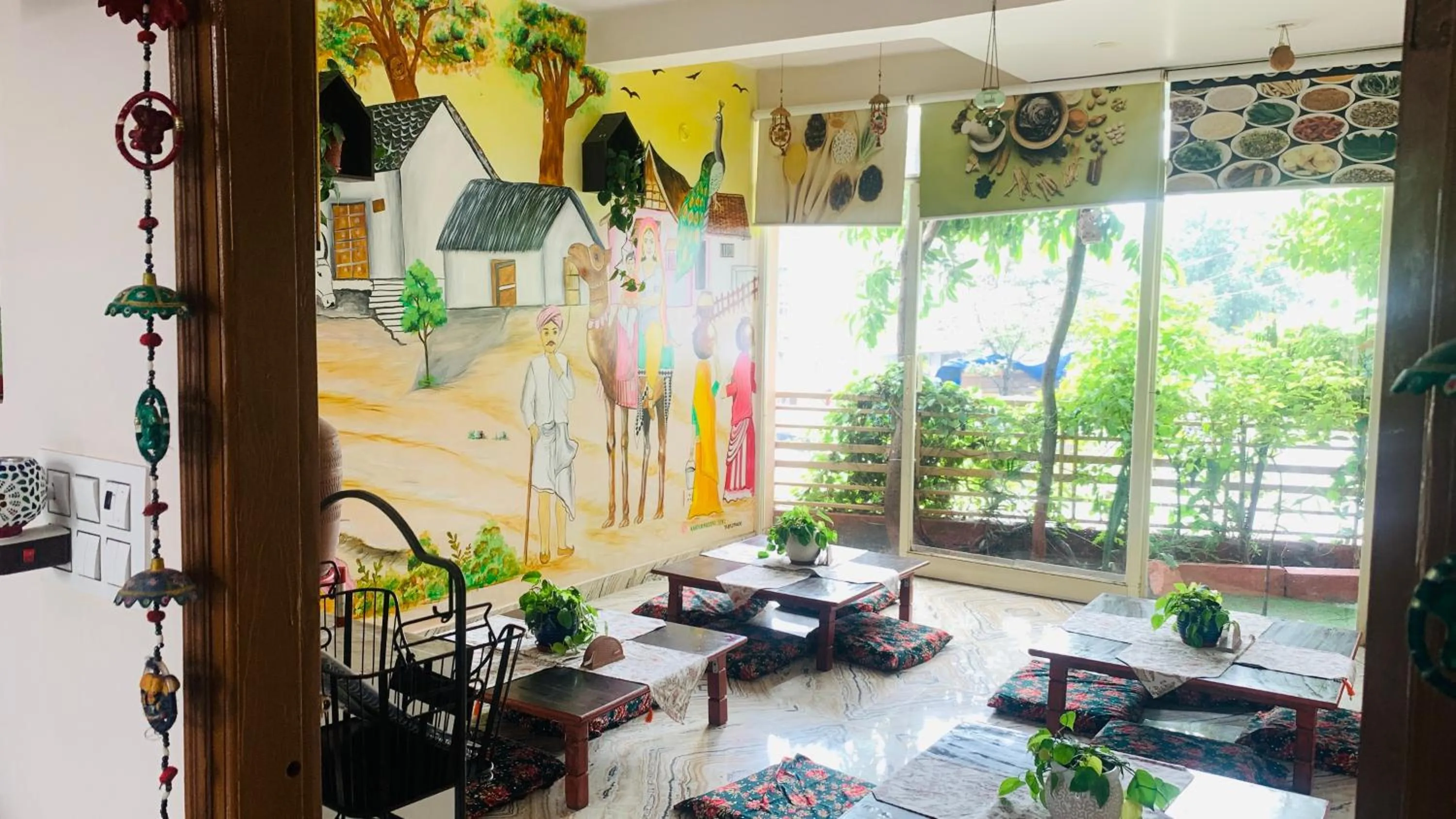 Restaurant/places to eat in Rudram Hotel Yoga & Ayurveda Retreat