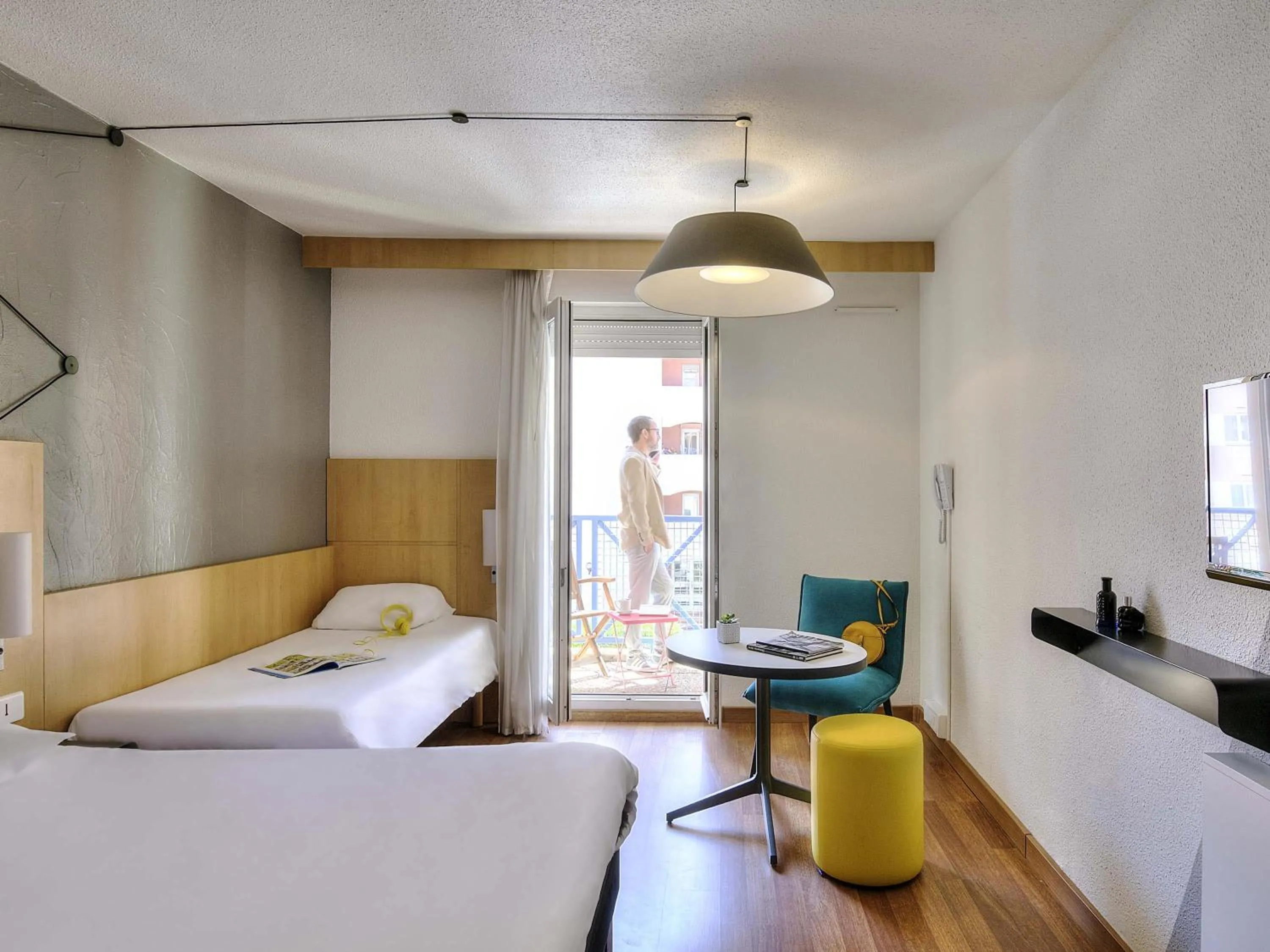 Bedroom, Bed in ibis Hyeres Centre