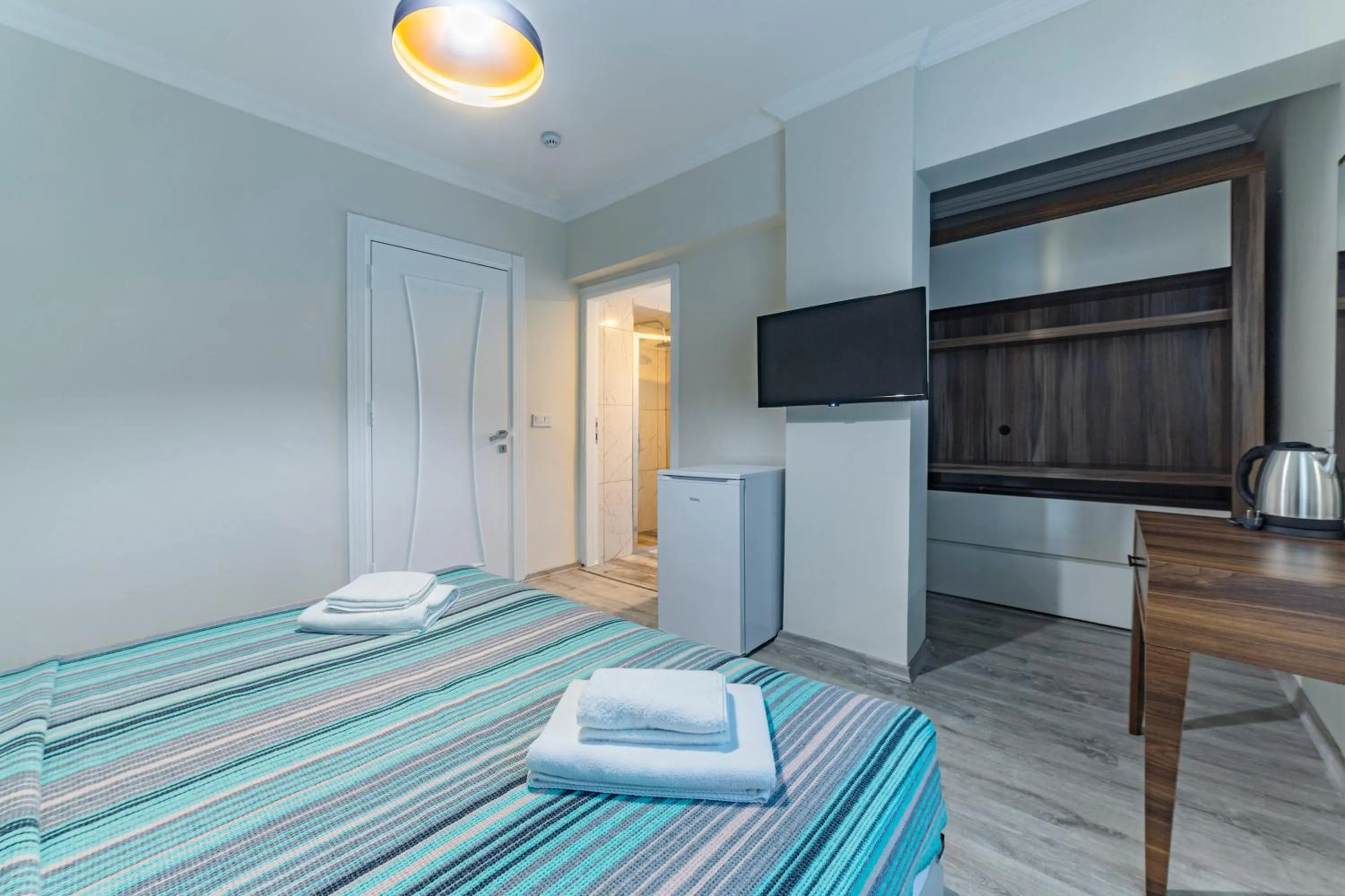 TV and multimedia, Bed in TEMA LARA APART