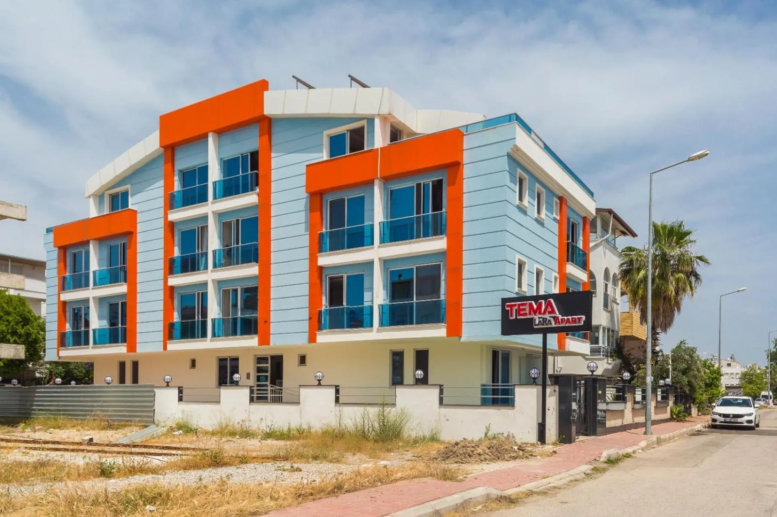 Property building in TEMA LARA APART