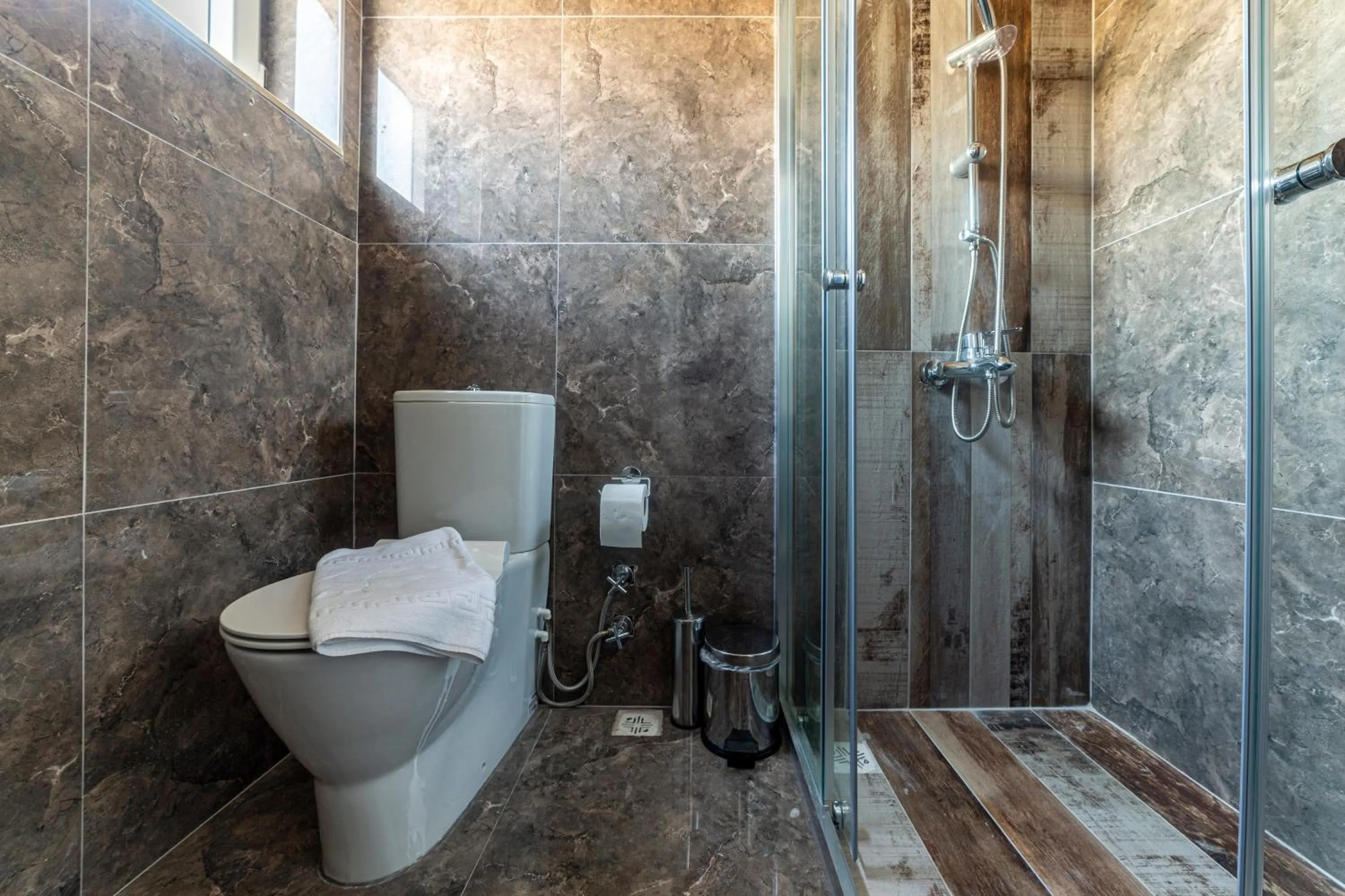 Bathroom in TEMA LARA APART