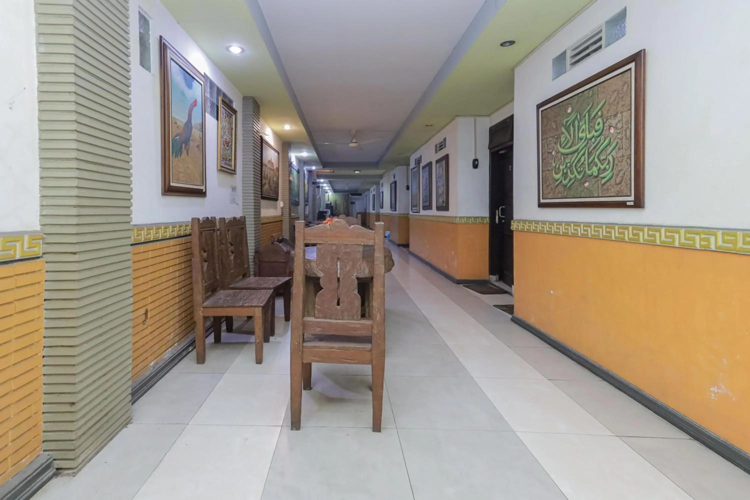 Living room in RedDoorz near Stasiun Malang Kota Lama 2