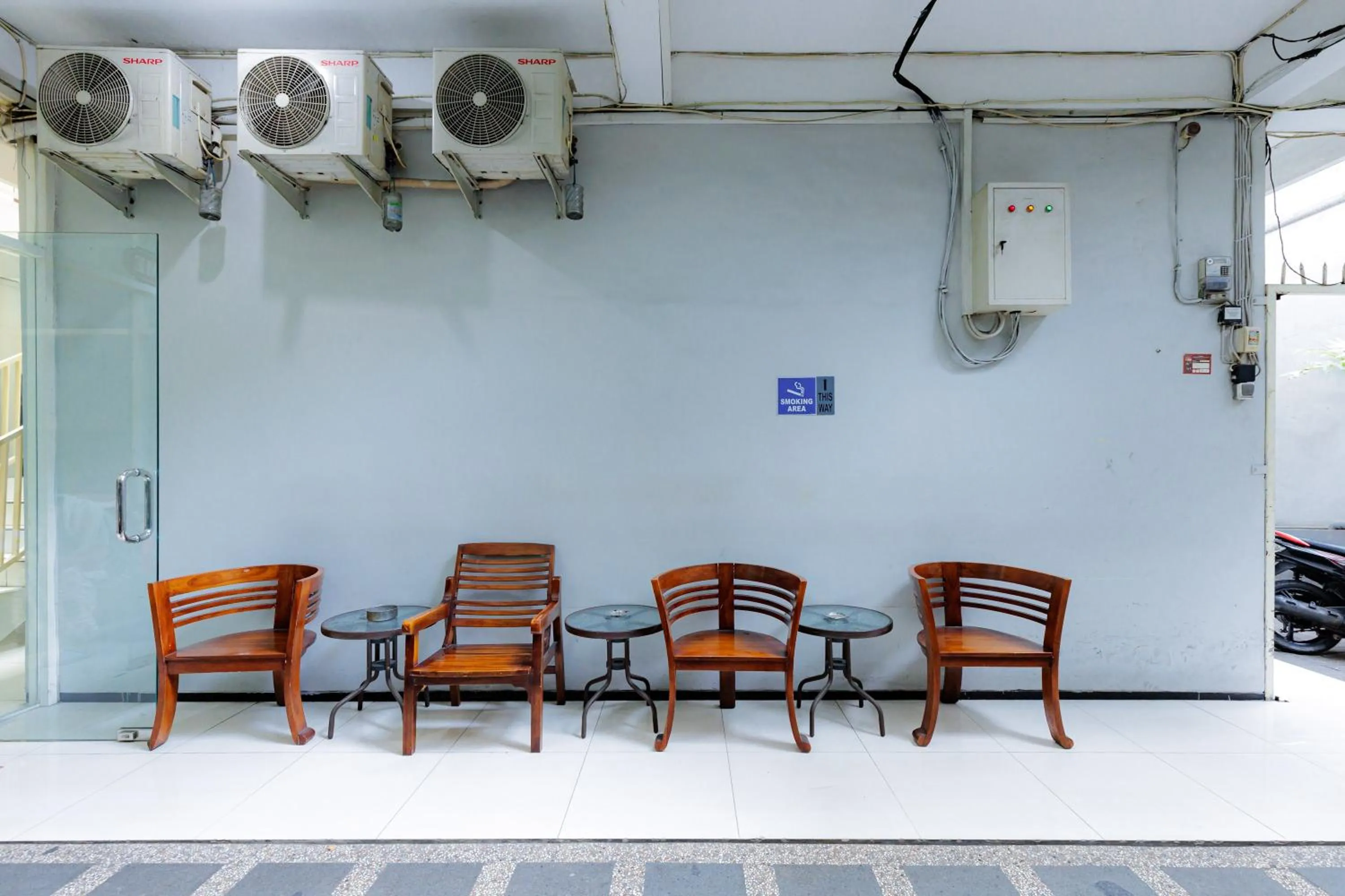 RedDoorz Plus near Malang Town Square