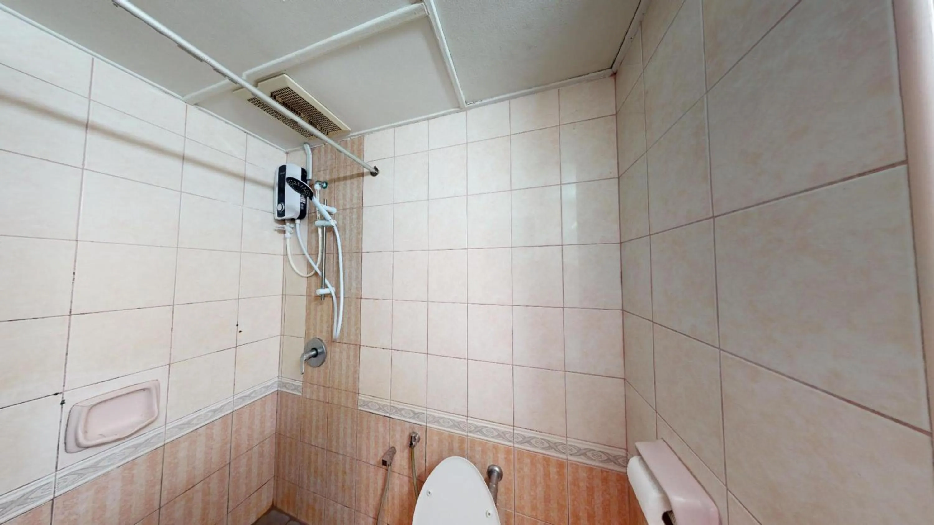 Bathroom in Hotel O Hua Kuok Inn