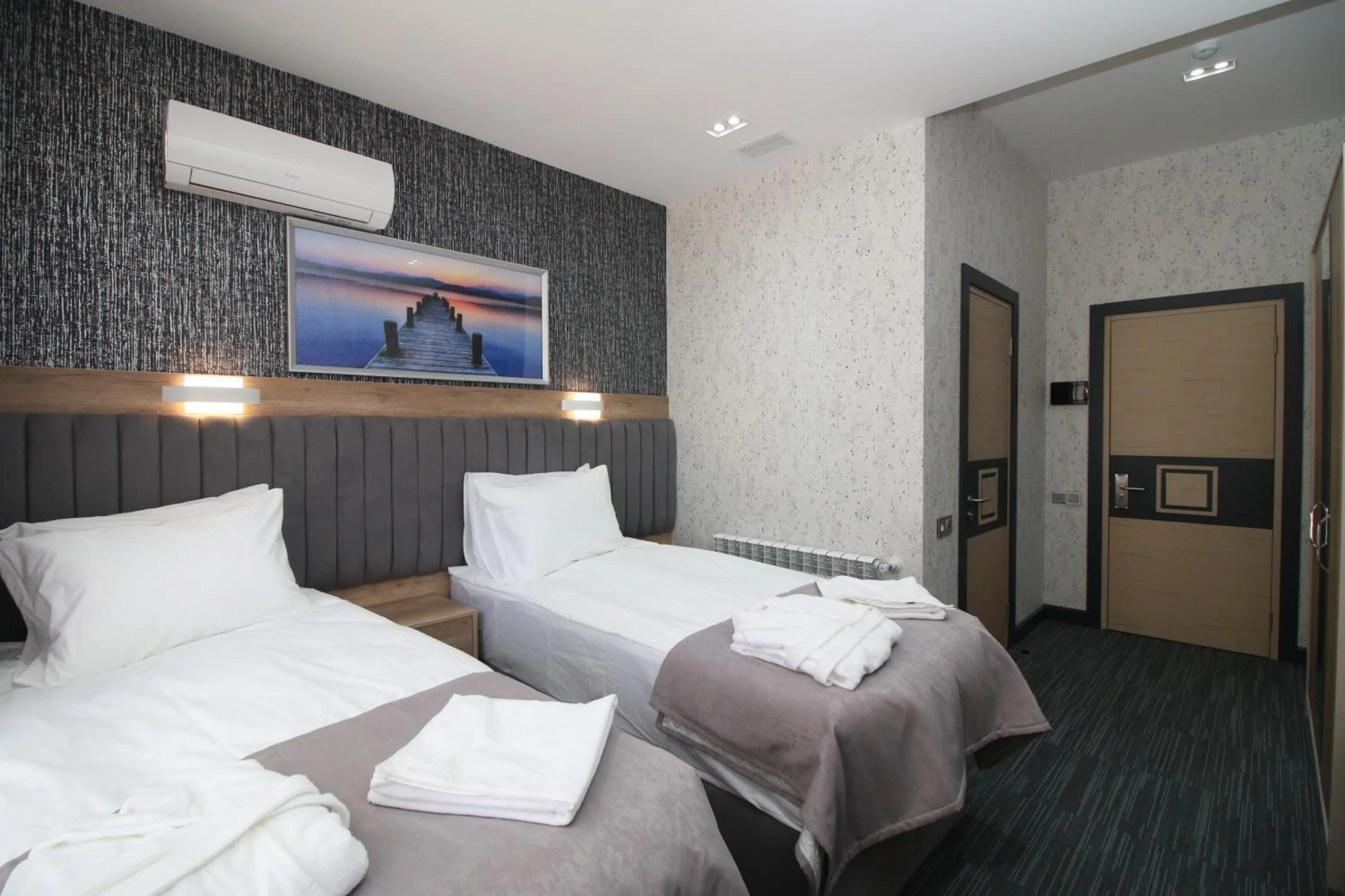 Bed in Home Suites Baku-Halal Hotel