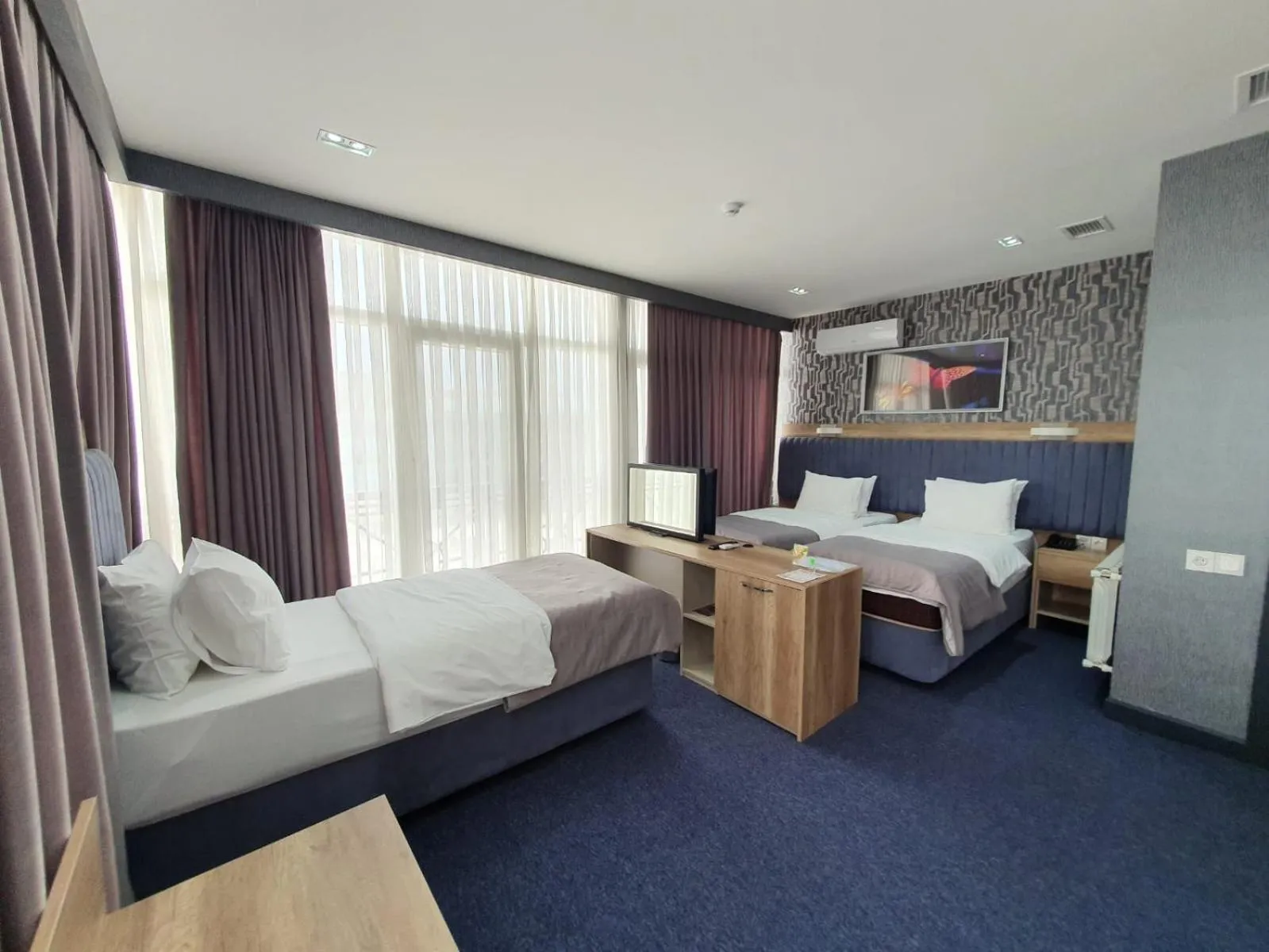 Bed in Home Suites Baku-Halal Hotel