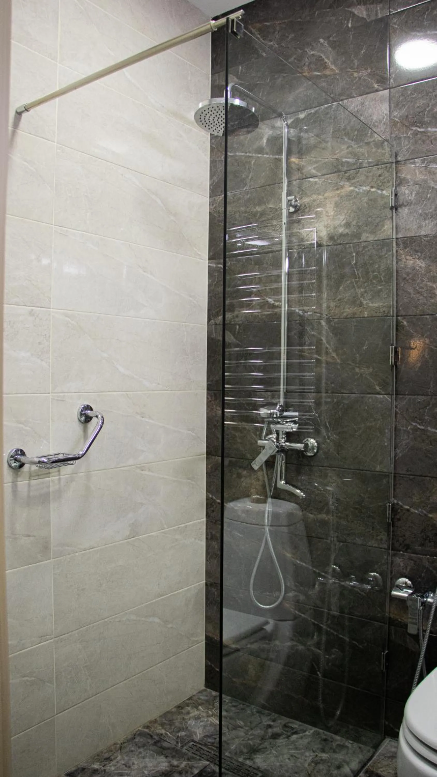 Shower in Home Suites Baku-Halal Hotel