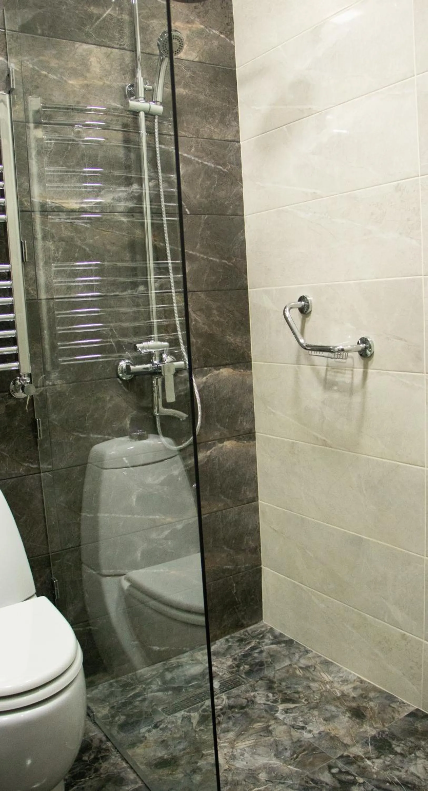 Shower in Home Suites Baku-Halal Hotel