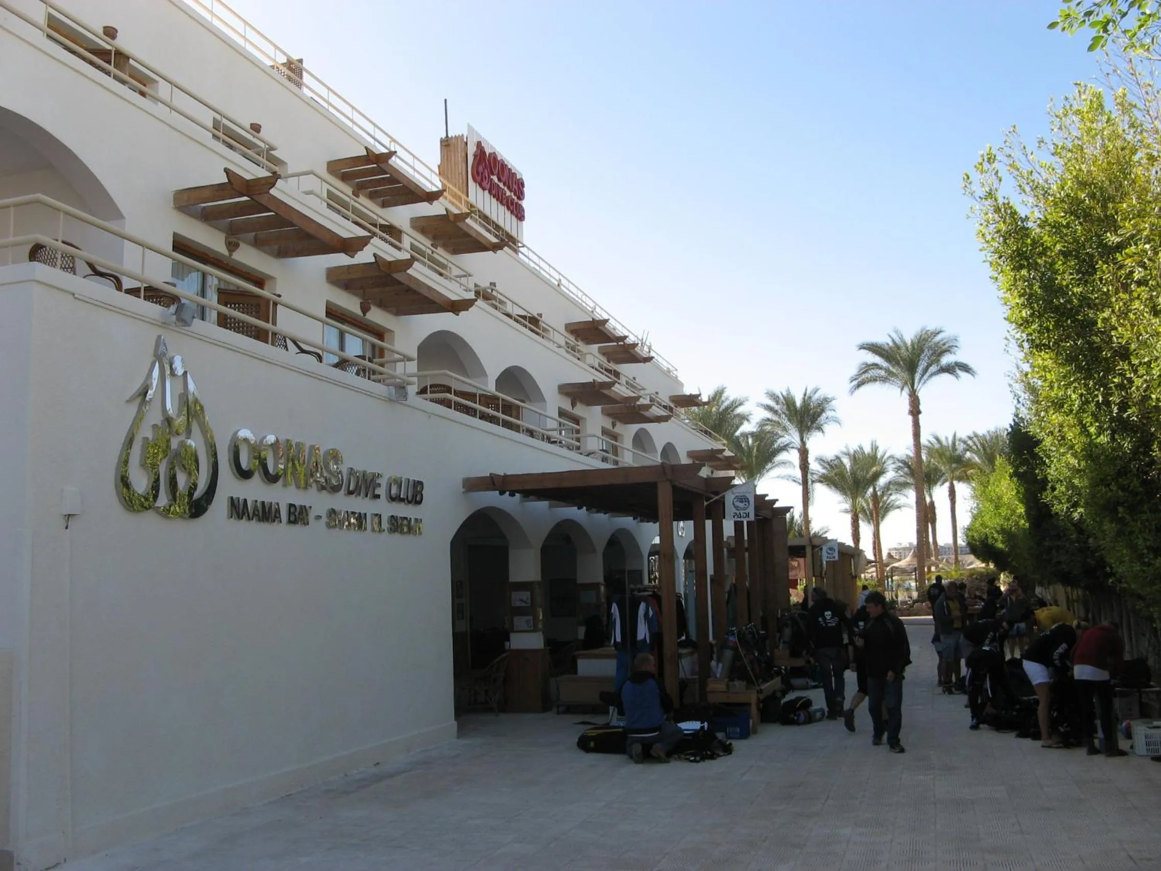 Property building in Oonas Dive Club