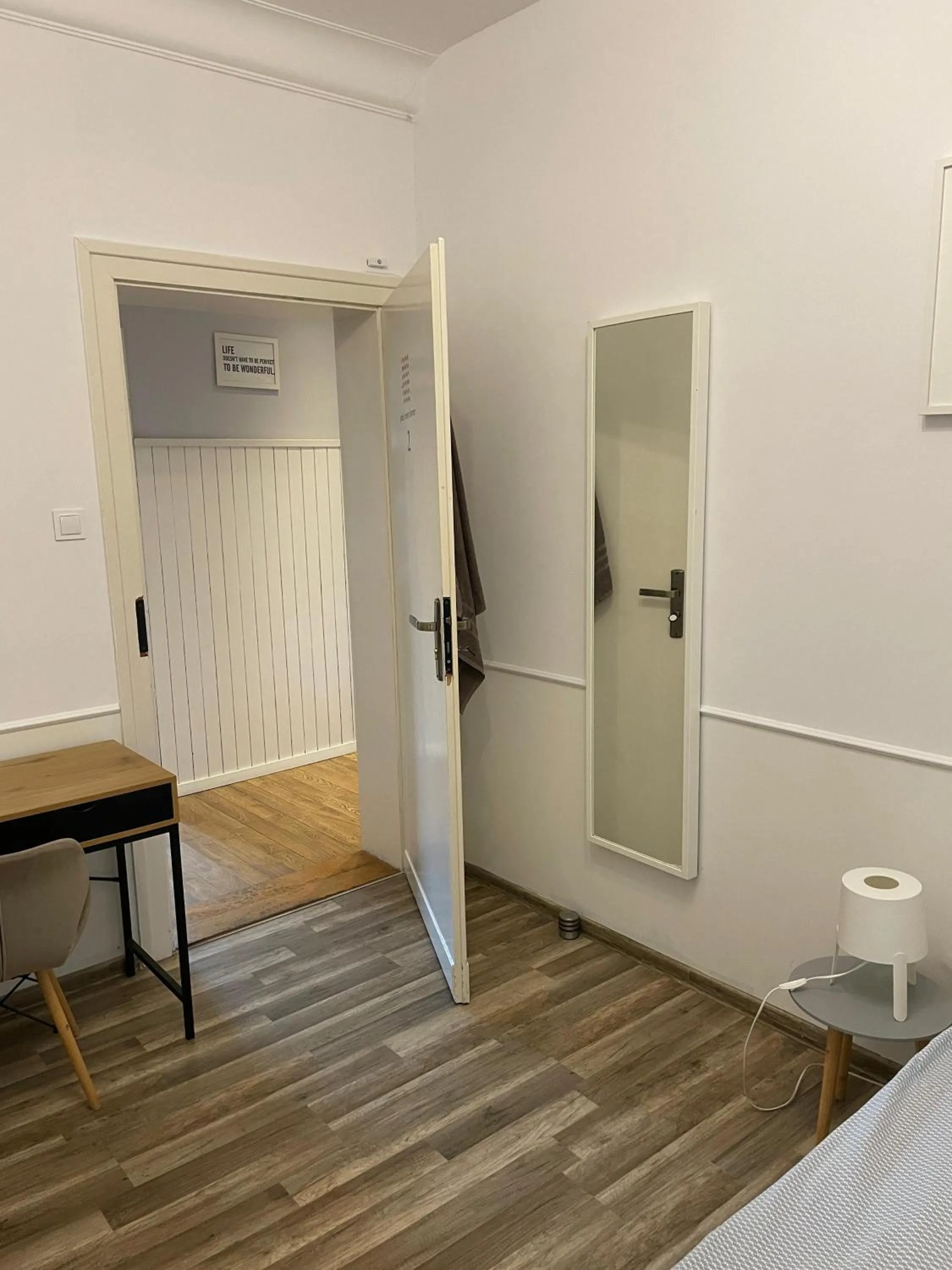 Bankowa 8 Guest Rooms