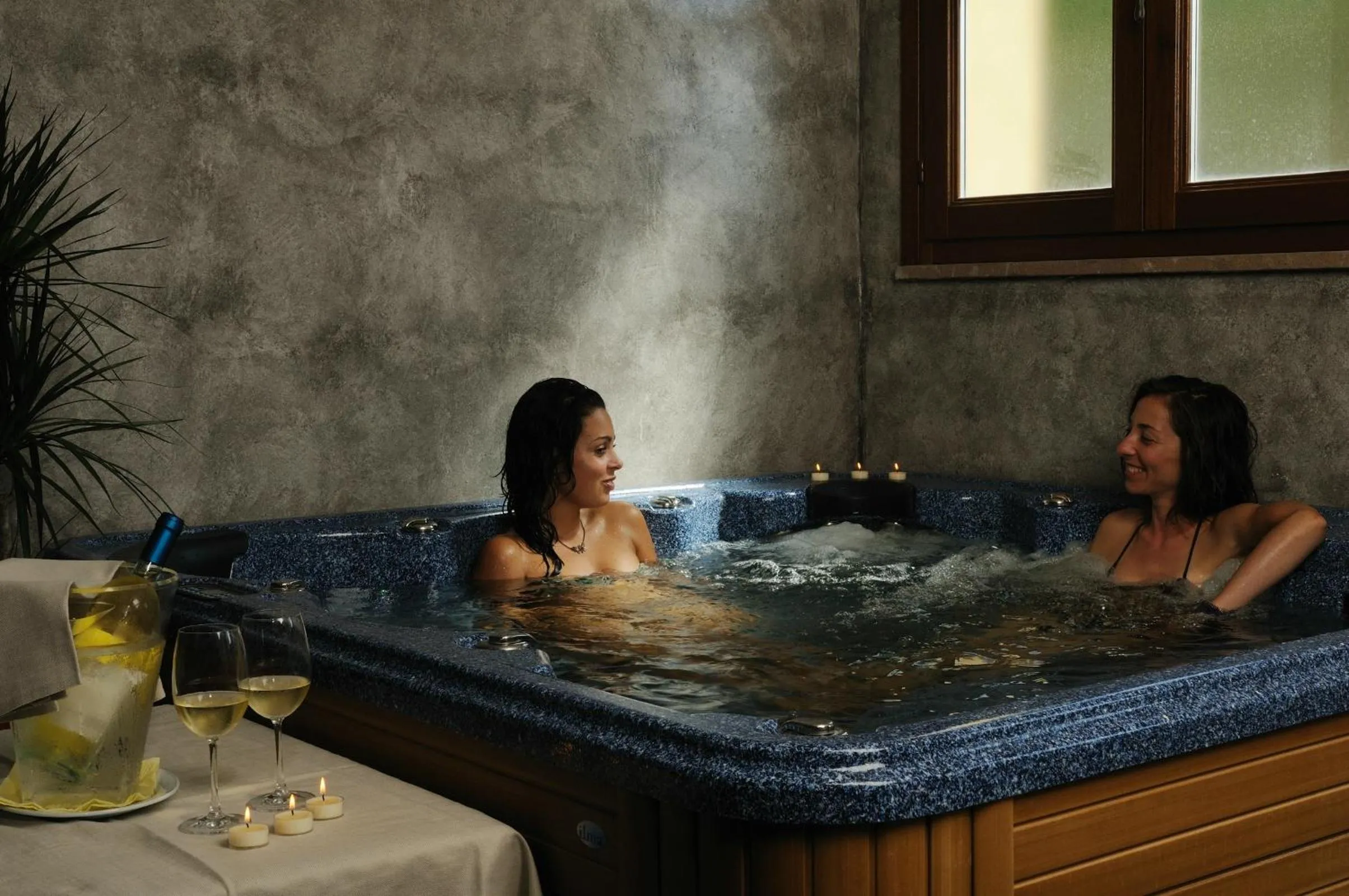 Hot Tub in Alghero Resort Country Hotel & Spa