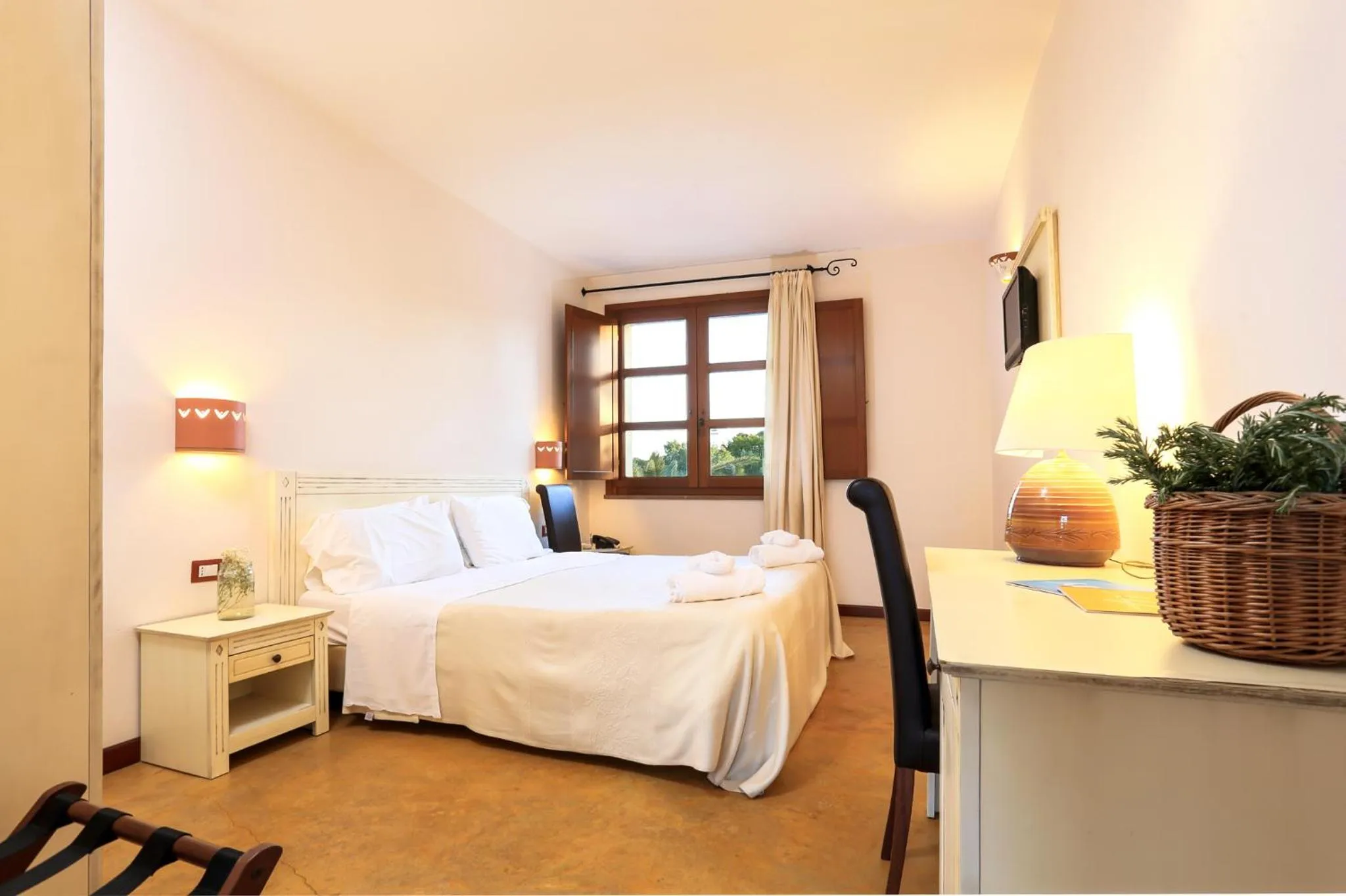 Bed in Alghero Resort Country Hotel & Spa