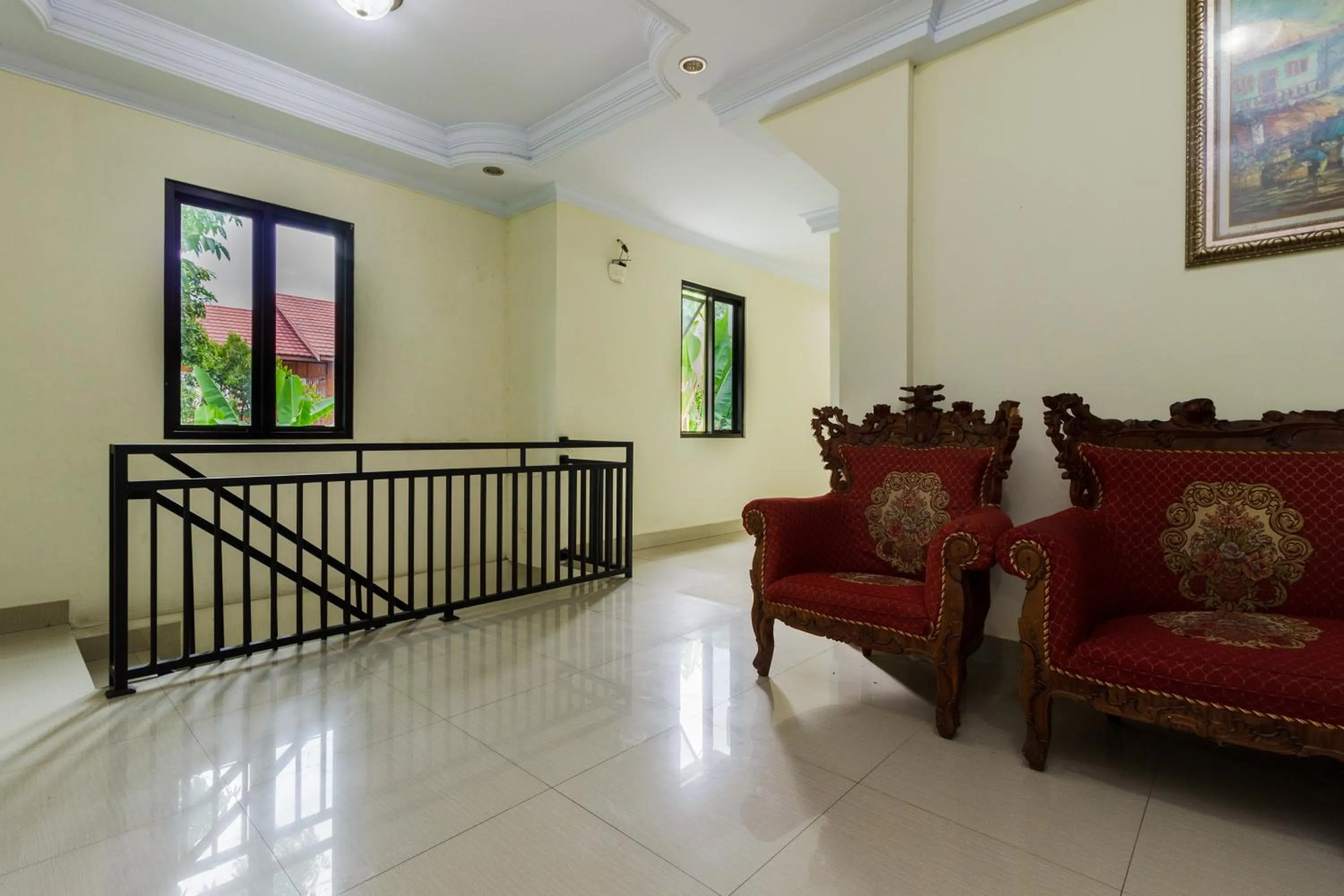 Lobby or reception in RedDoorz @ Malalayang 2 Manado