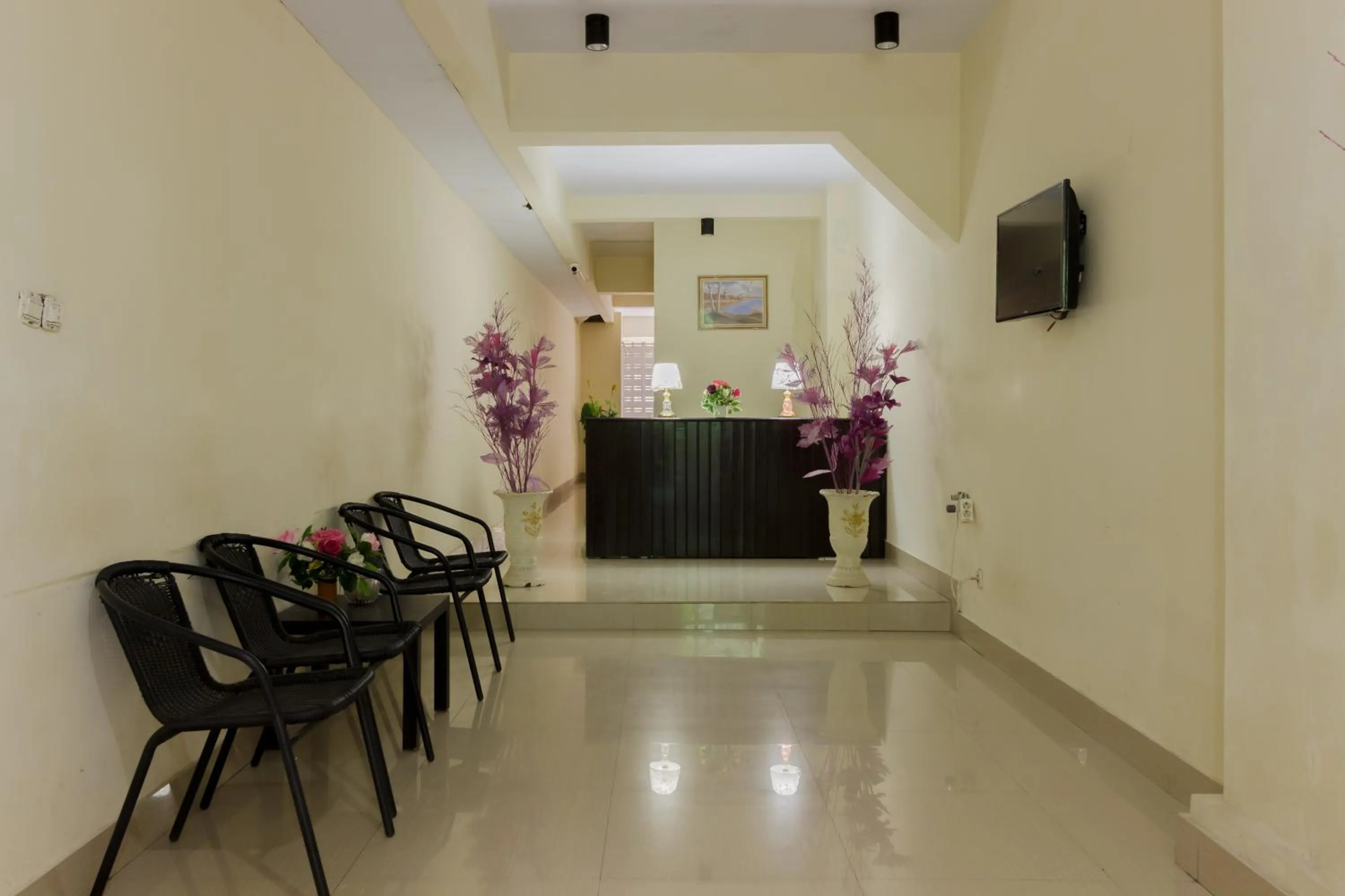Lobby or reception in RedDoorz @ Malalayang 2 Manado