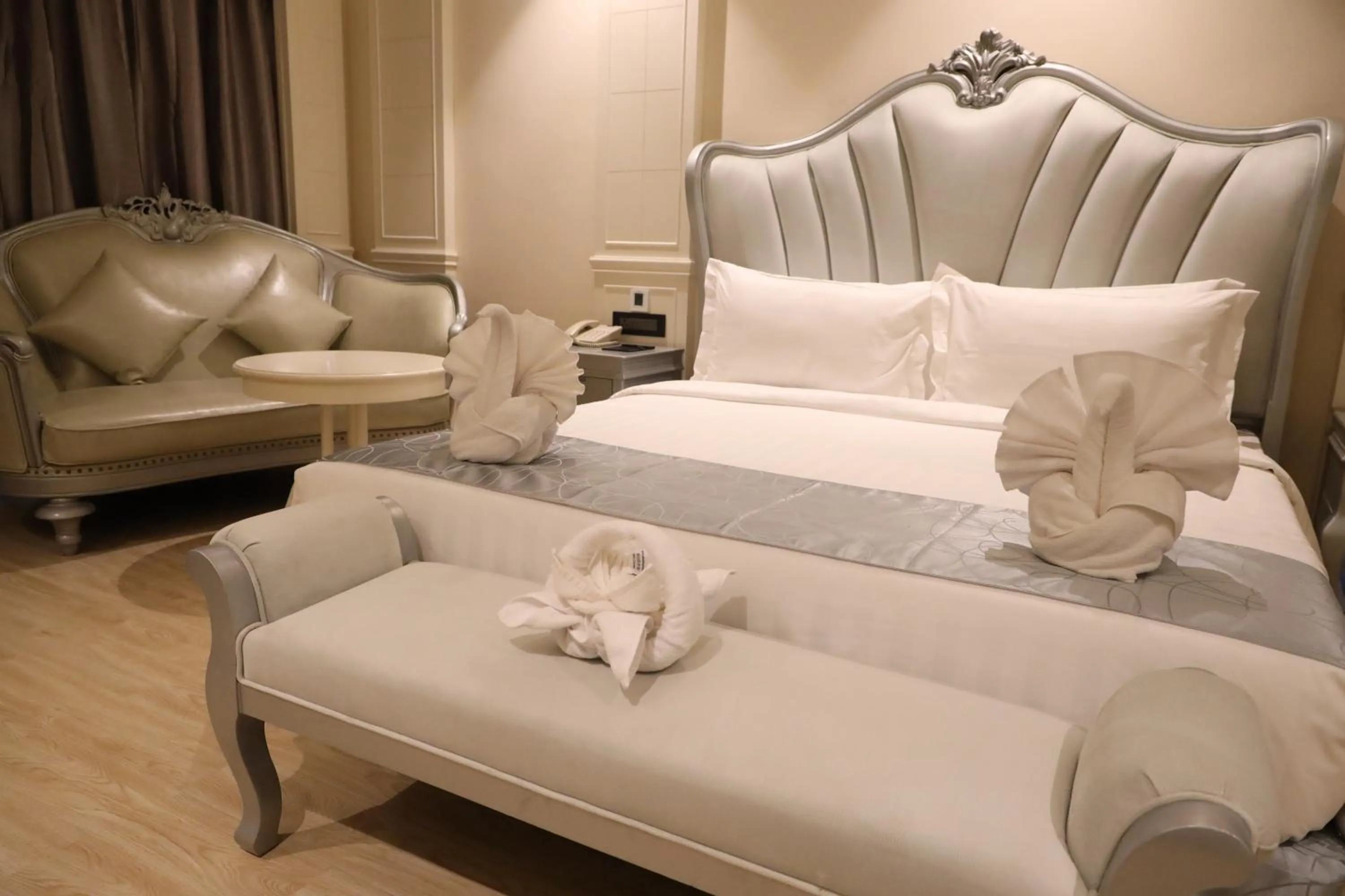 Bedroom, Bed in Regenta Central RS Chennai OMR SIPCOT