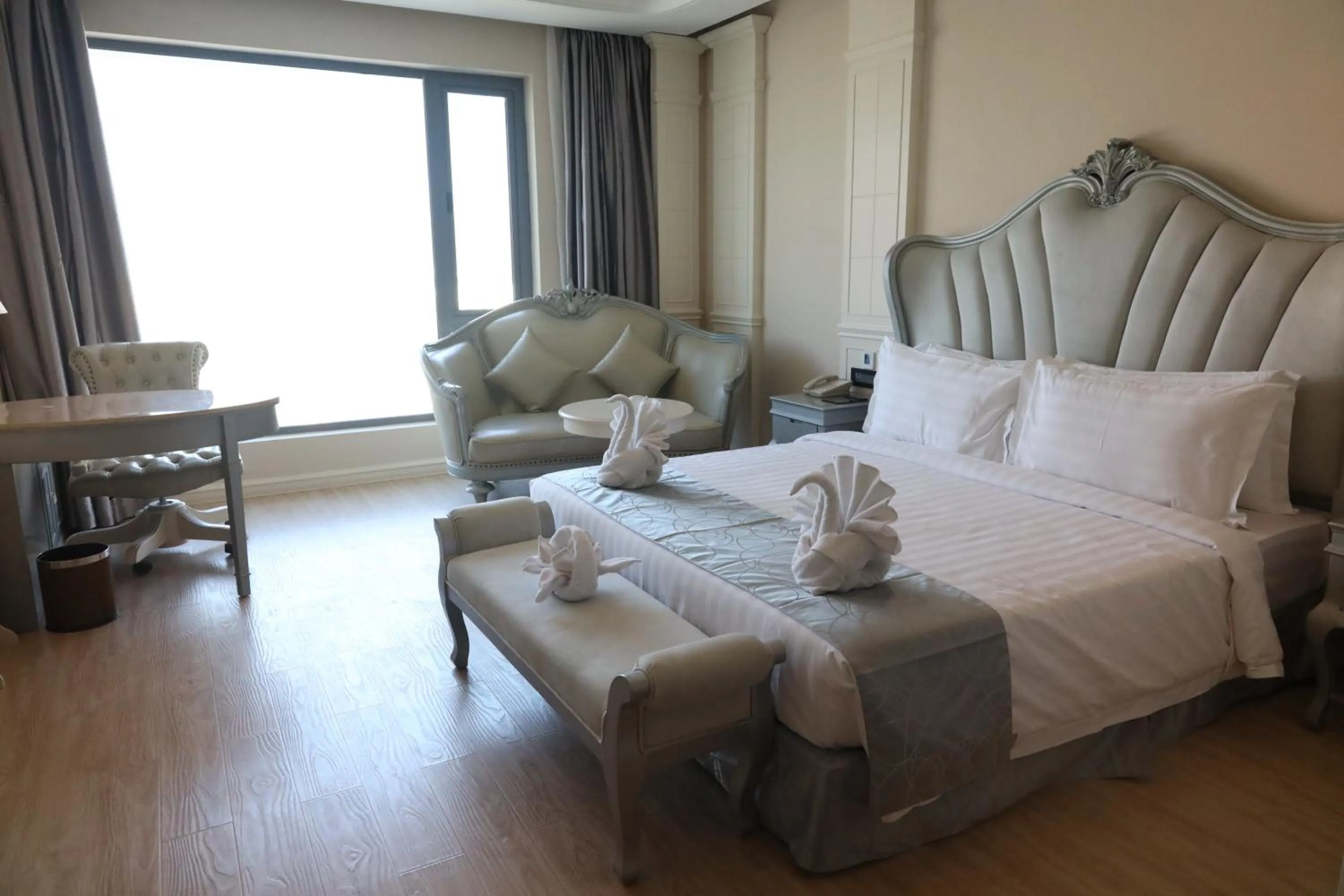 Bedroom, Bed in Regenta Central RS Chennai OMR SIPCOT