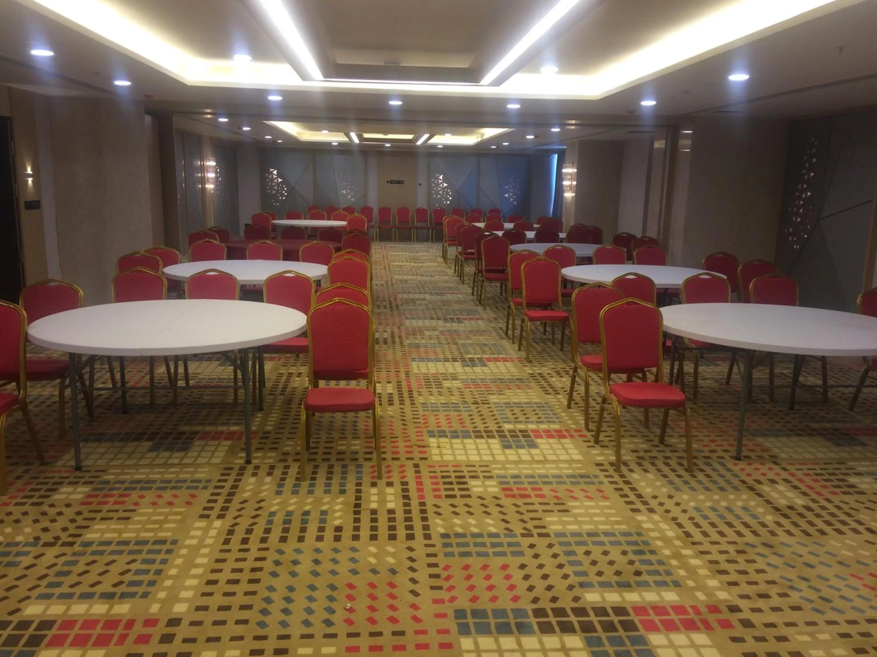 Banquet/Function facilities in Regenta Central RS Chennai OMR SIPCOT