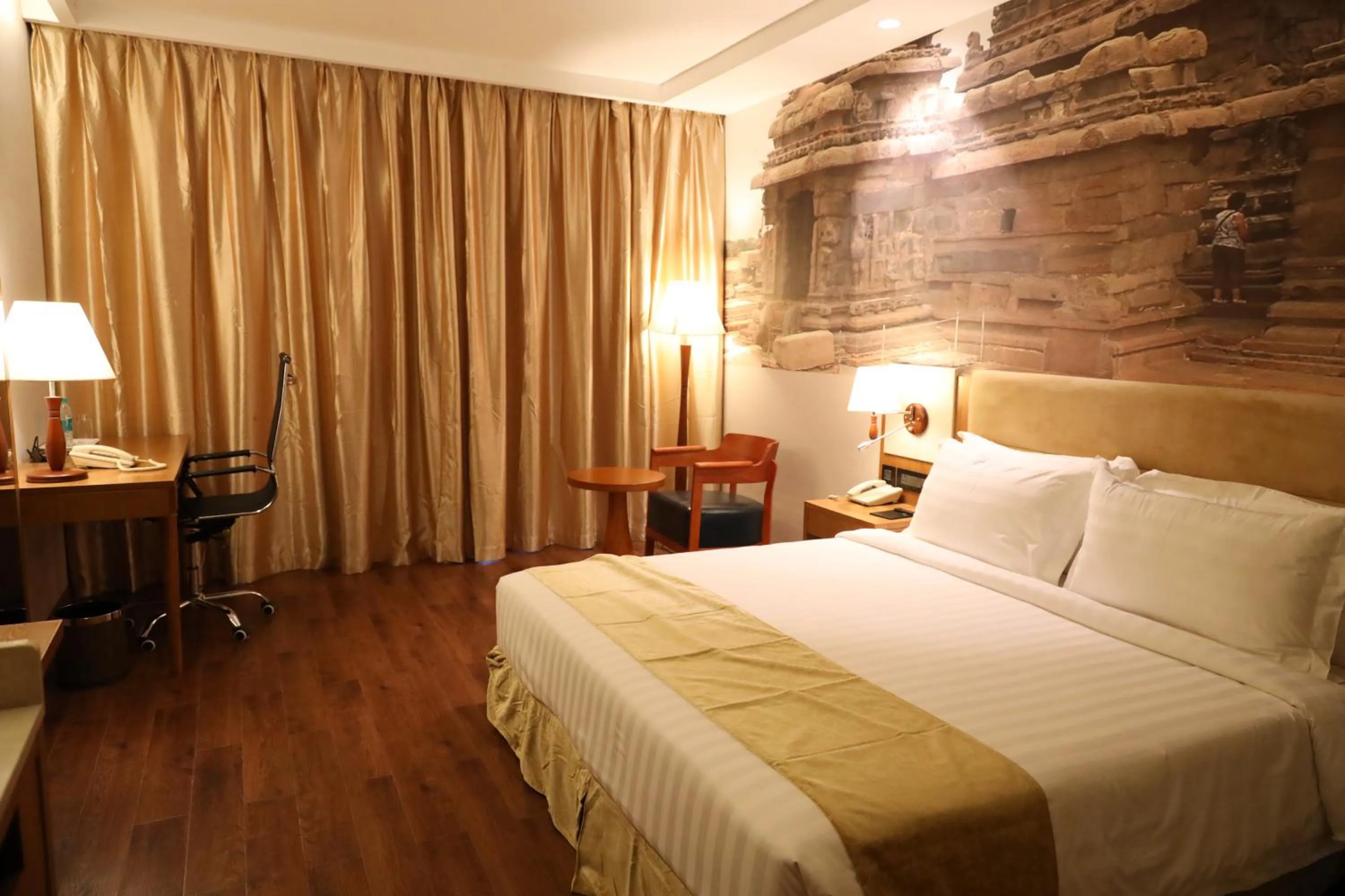 Bed in Regenta Central RS Chennai OMR SIPCOT